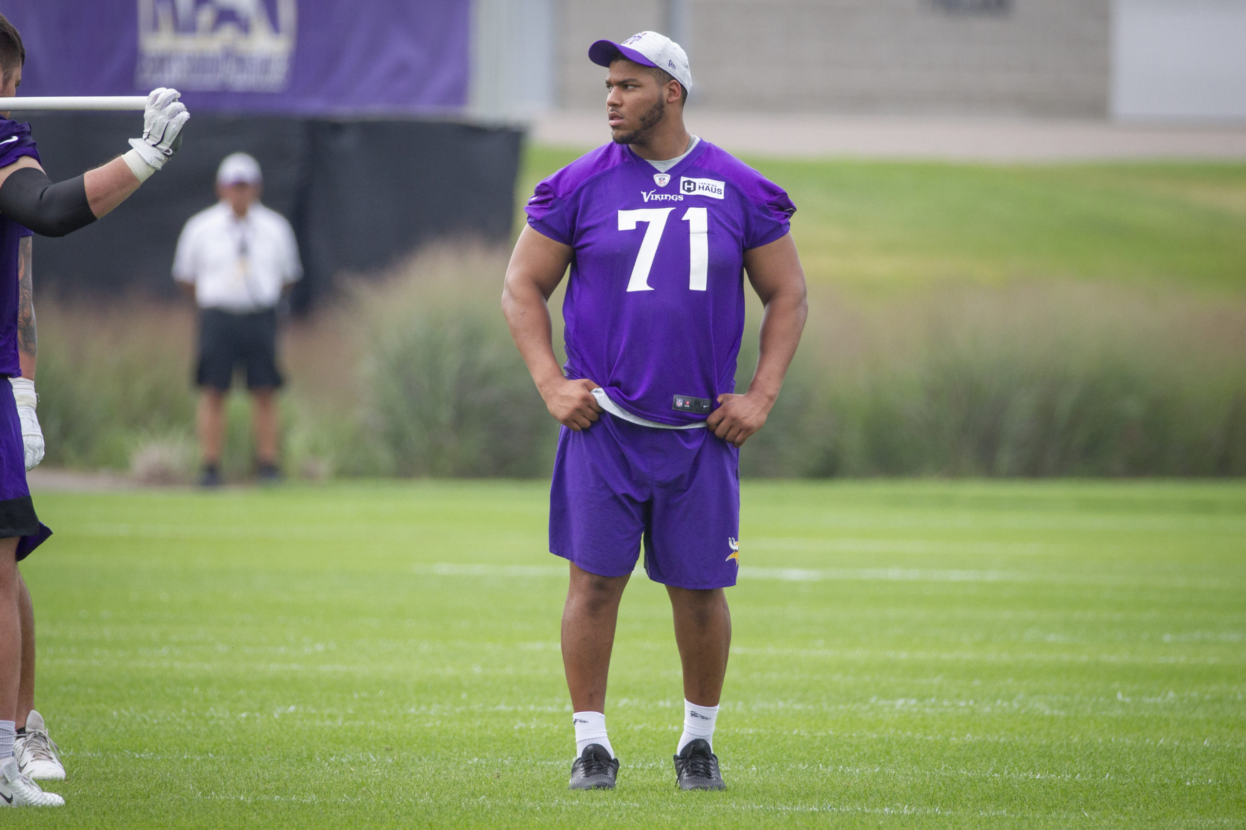 Vikings' left tackle Christian Darrisaw off to good start in quest to make  first Pro Bowl - InForum