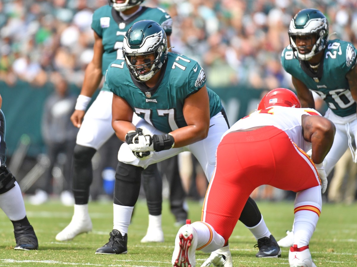 Eagles battle for left tackle: Andre Dillard vs. Jordan Mailata -   - Eagles News Blog