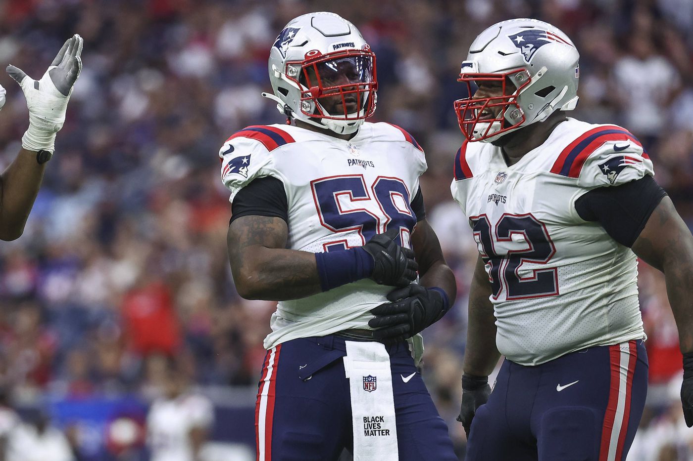 Patriots elevate Jamie Collins, Cameron McGrone from practice squad for  Week 14 - Pats Pulpit