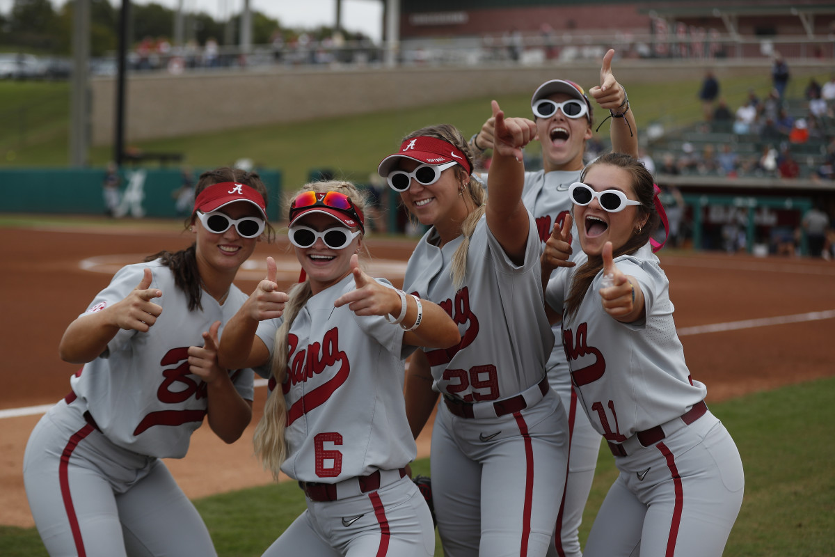 Alabama Softball Announces Complete 22 Schedule Sports Illustrated Alabama Crimson Tide News Analysis And More