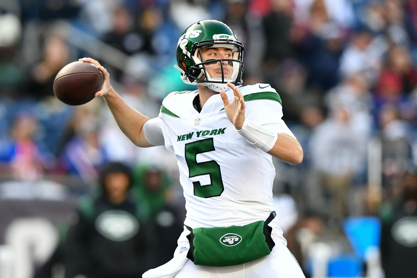 New York Jets to start QB Mike White vs. Cincinnati Bengals; QB