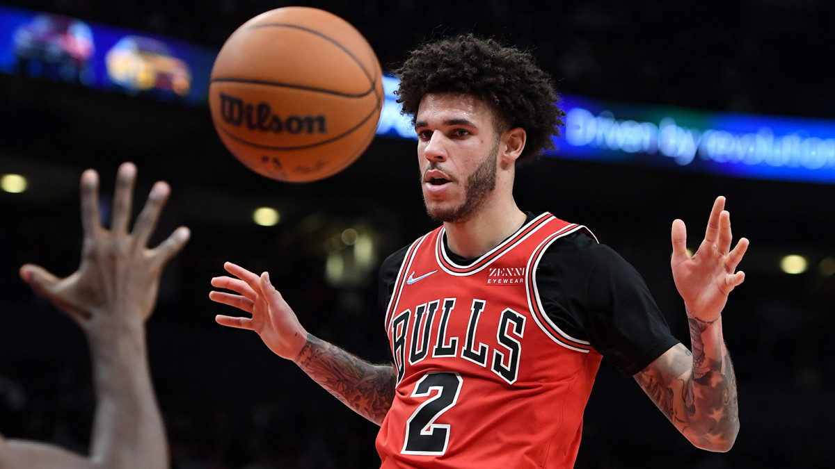 Lonzo Ball about playing for his hometown Los Angeles Lakers - Sports  Illustrated Chicago Bulls News, Analysis and More