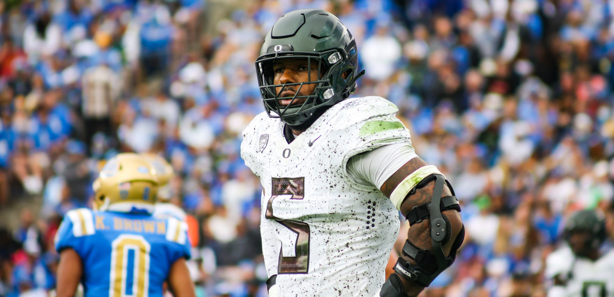 Kayvon Thibodeaux to skip Alamo Bowl, declare for NFL draft - Sports  Illustrated