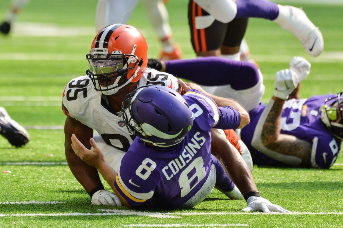 Cleveland Browns Star Myles Garrett Wears Cape With Names Of Every QB ...