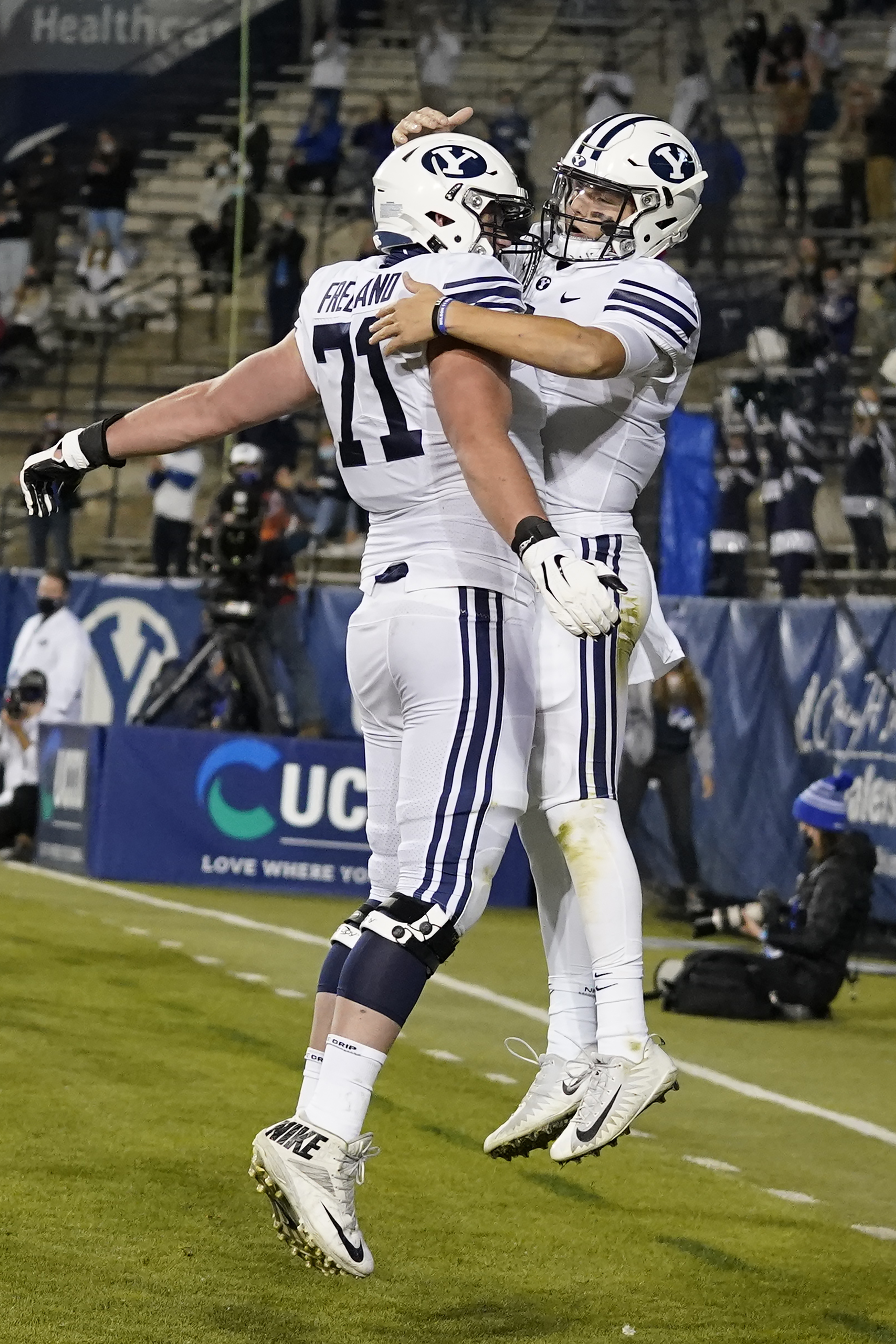 BYU's Blake Freeland is an athletic freak who could bolster the Panthers offensive  line - Cat Scratch Reader