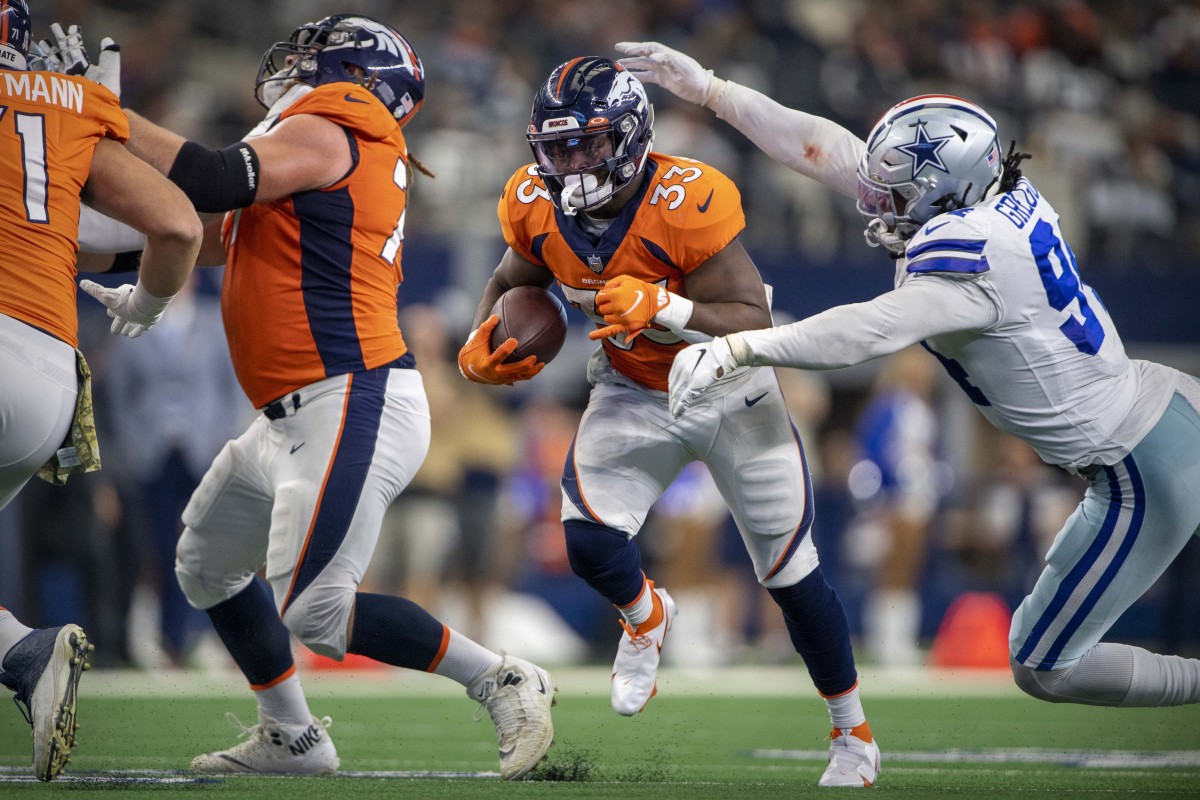 WATCH: Broncos' Javonte Williams powers through Cowboys blockade