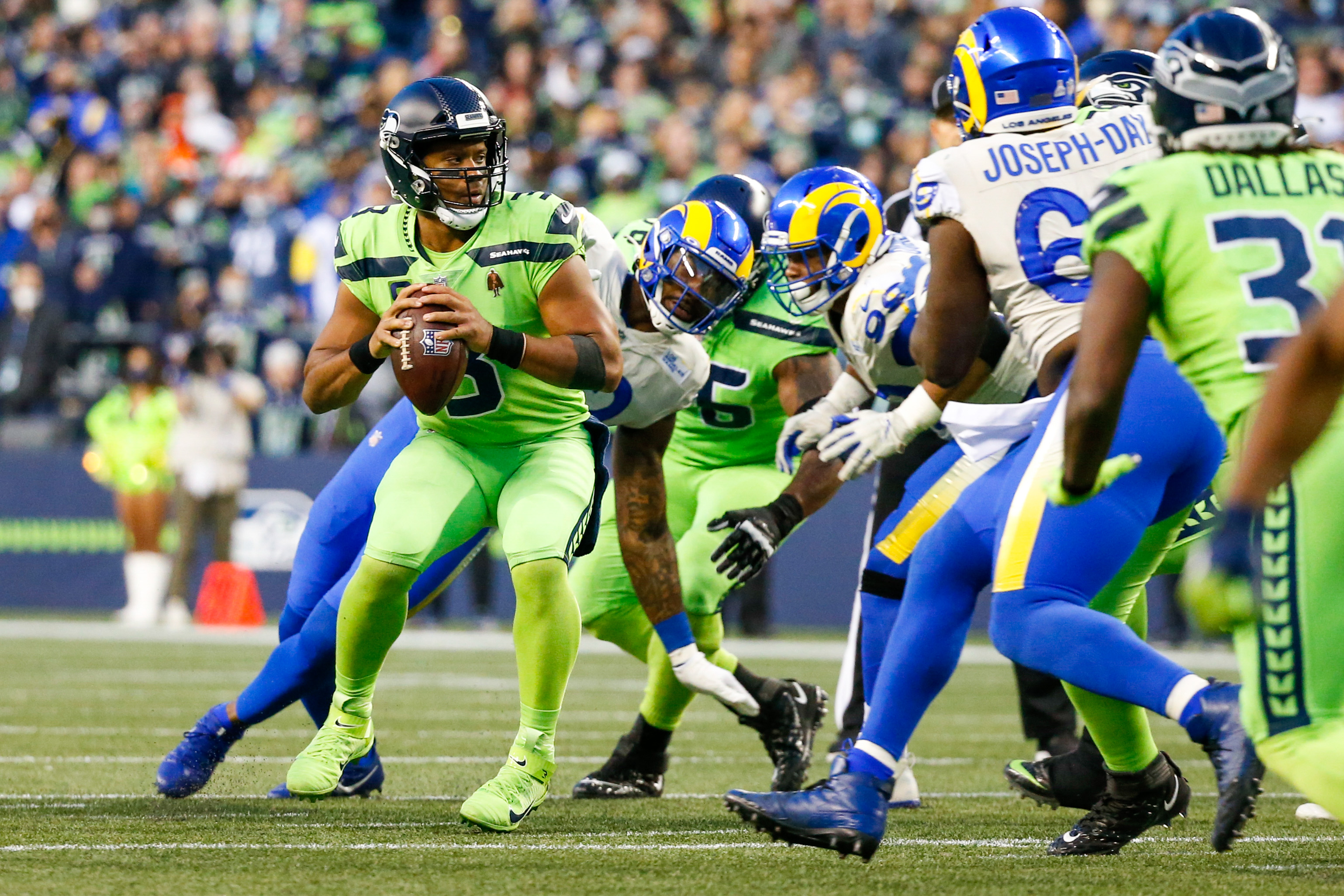 Seattle Overload, Episode 9: Previewing Seattle Seahawks' Offense Ahead ...