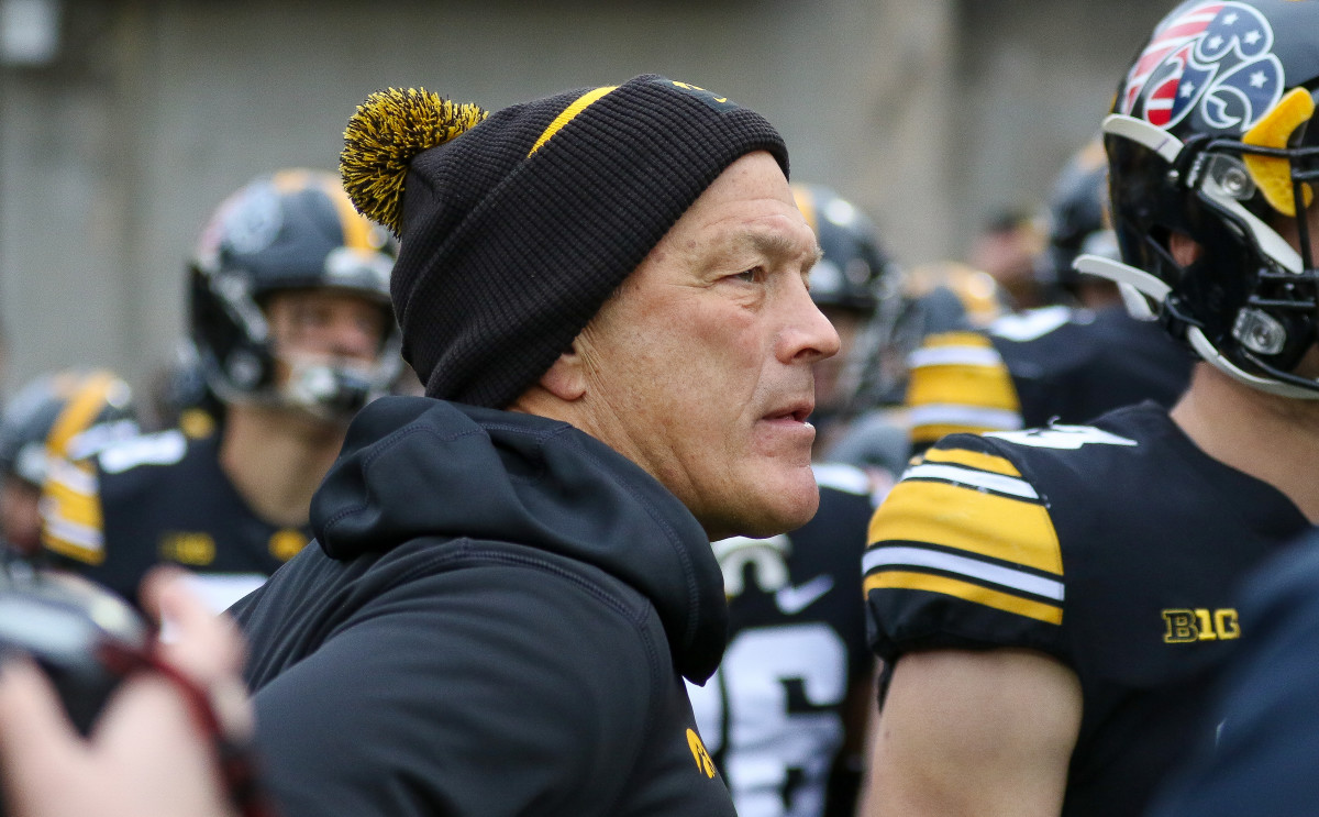 Iowa Extends Football Coach Kirk Ferentz Sports Illustrated Iowa Hawkeyes News Analysis And More