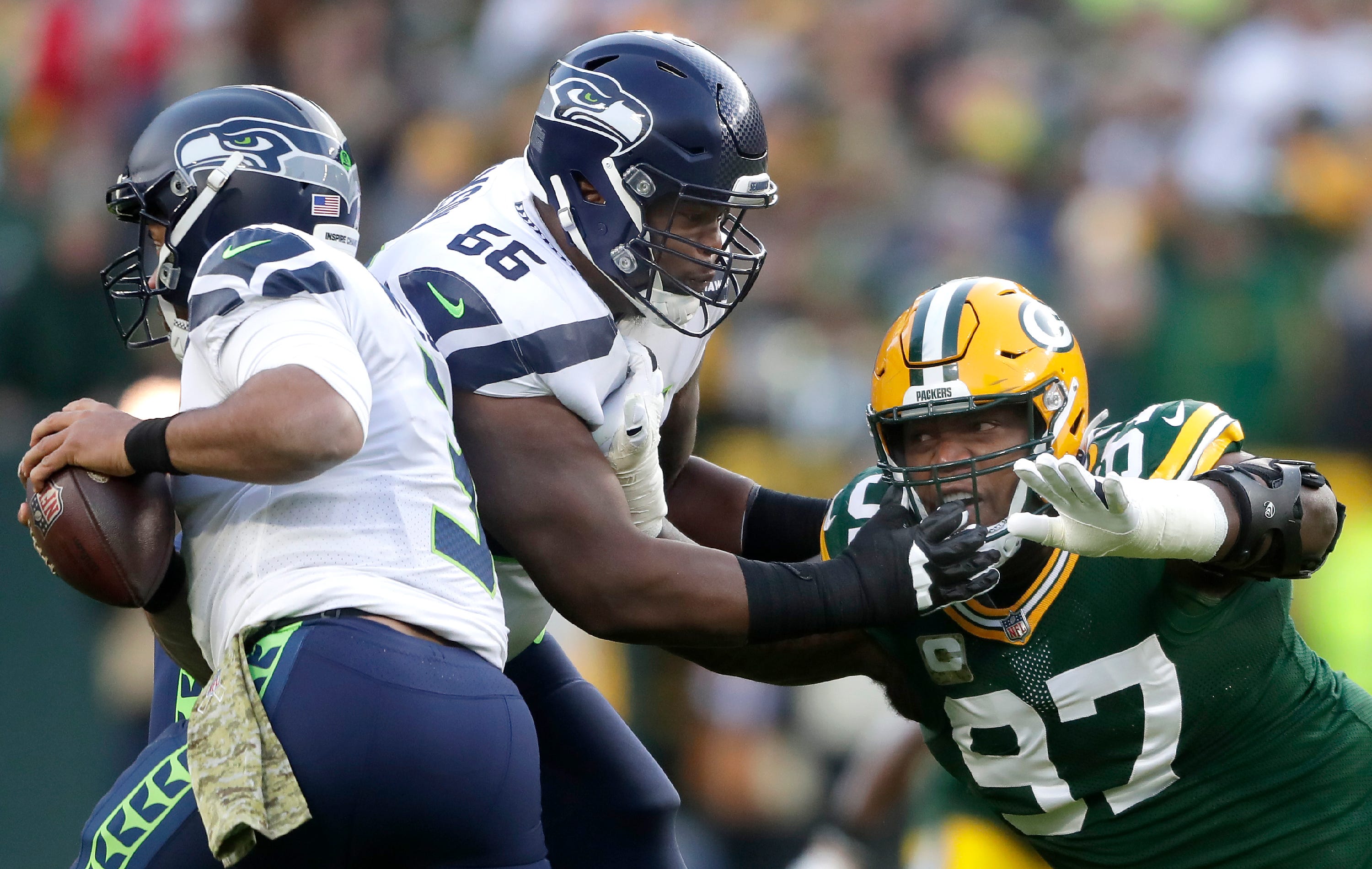 Packers shut out Seahawks, 17-0