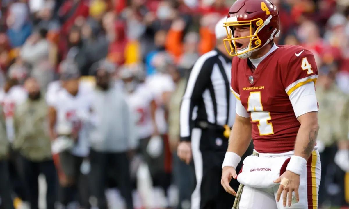 Can't-Miss Play: Washington Football Team quarterback Taylor Heinicke puts  it all on the line on unreal TD dive