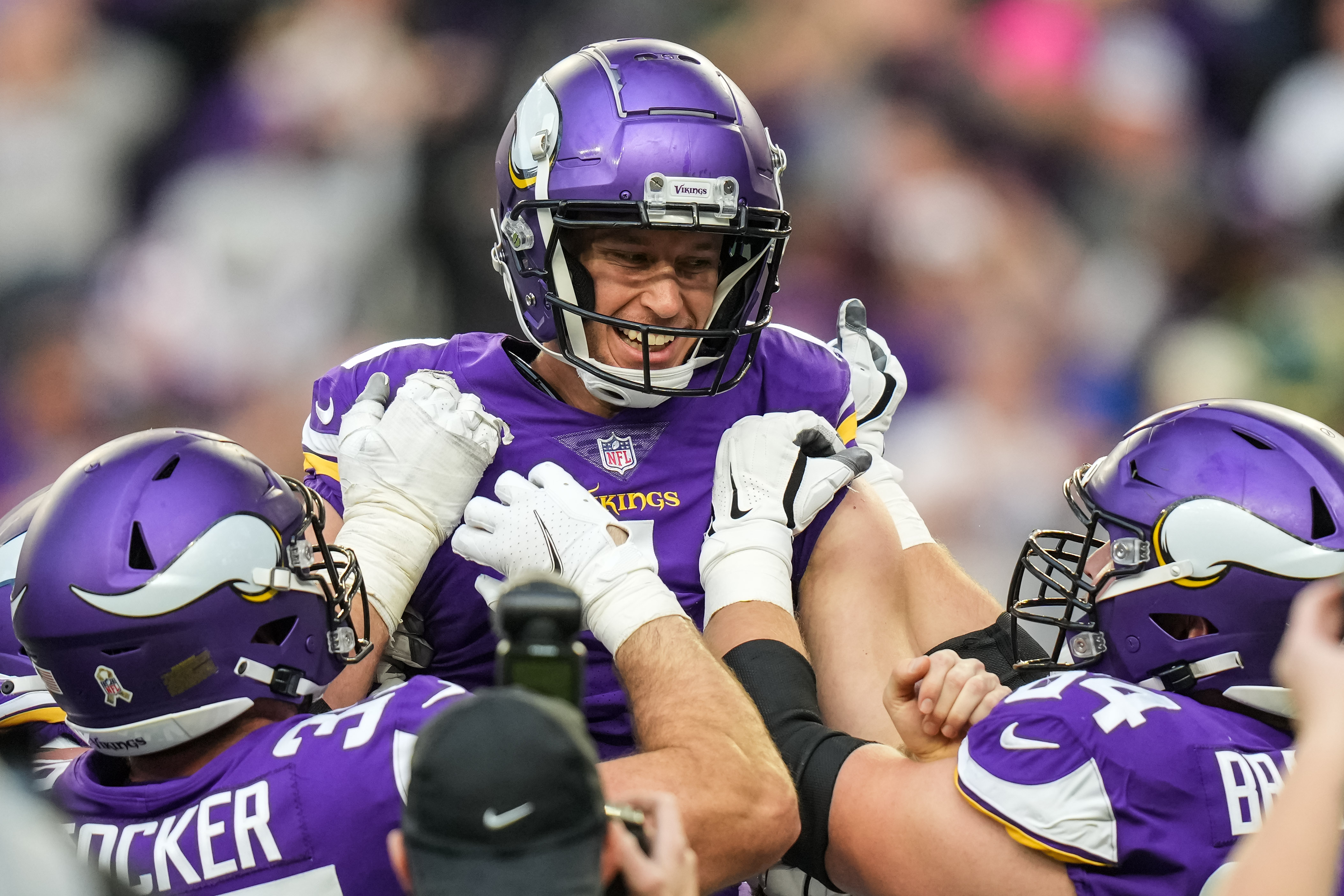 Refocused, NFL Week 12: Minnesota Vikings 24, Green Bay Packers 17, NFL  News, Rankings and Statistics