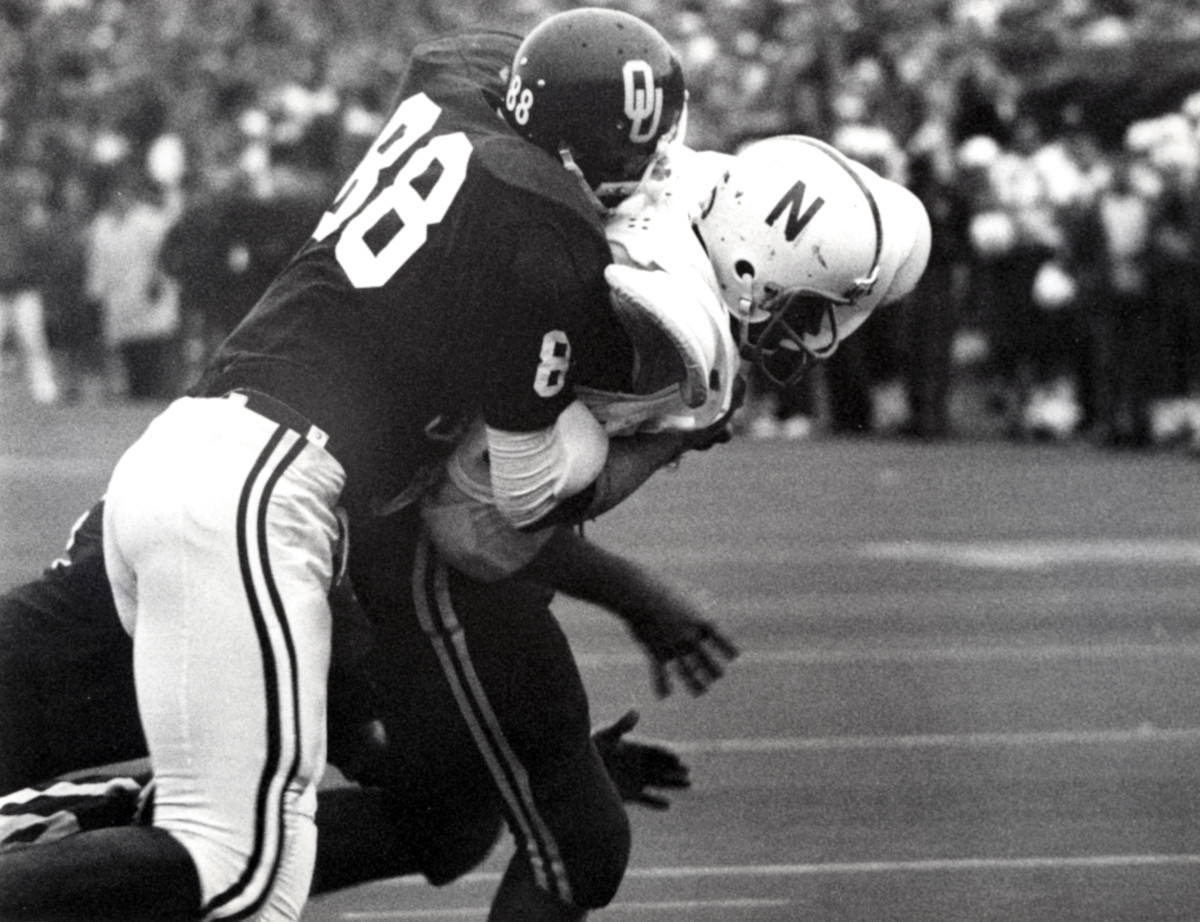 1971 Nebraska-Oklahoma football 15 Kinney 4th TD USATSI_9040280