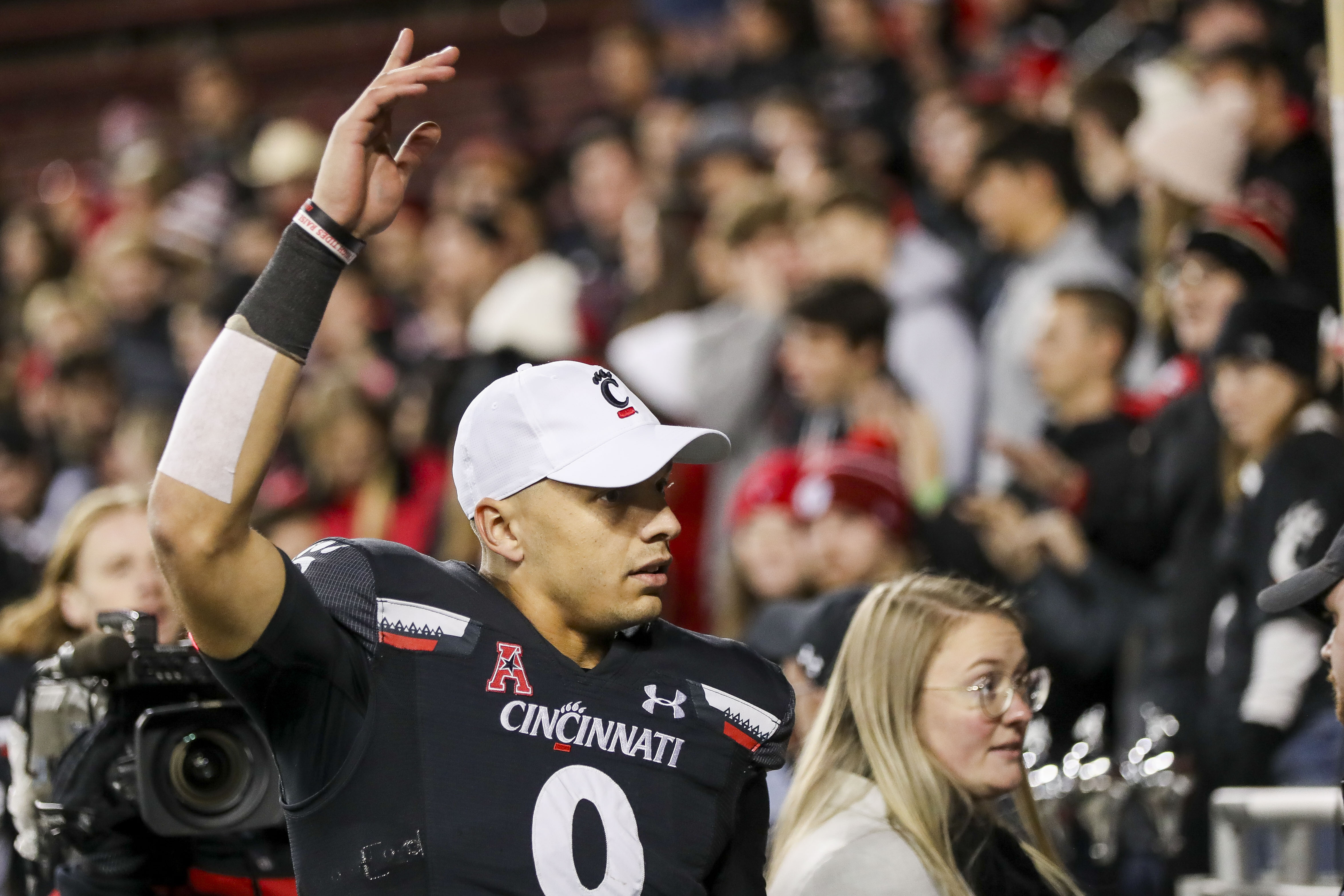 Ridder, Ford help No. 5 Cincinnati rout Temple 52-3 – KGET 17