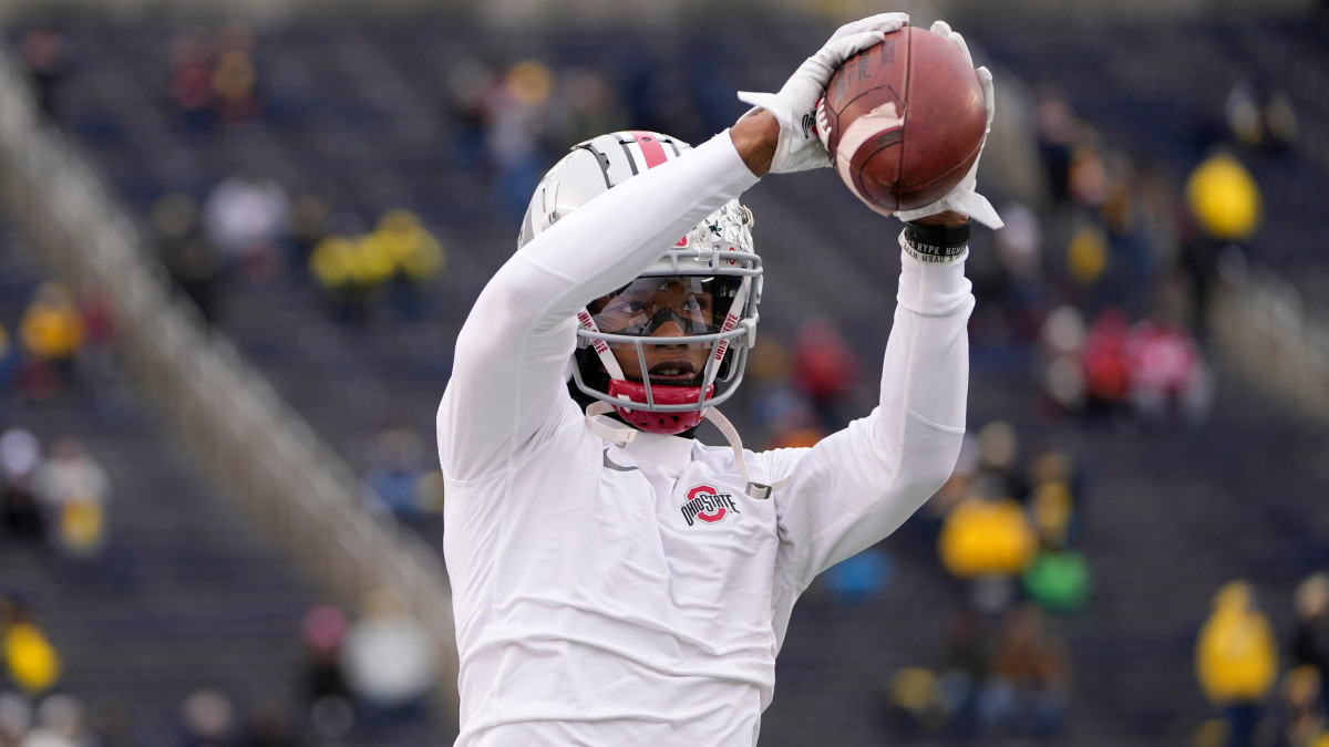 Garrett Wilson's Touchdown Reception Gives Ohio State Lead At Michigan -  Sports Illustrated Ohio State Buckeyes News, Analysis and More