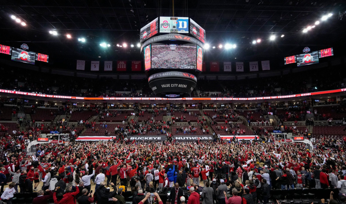 Watch Fans Celebrate On Court After Ohio State Upsets Duke - Sports ...