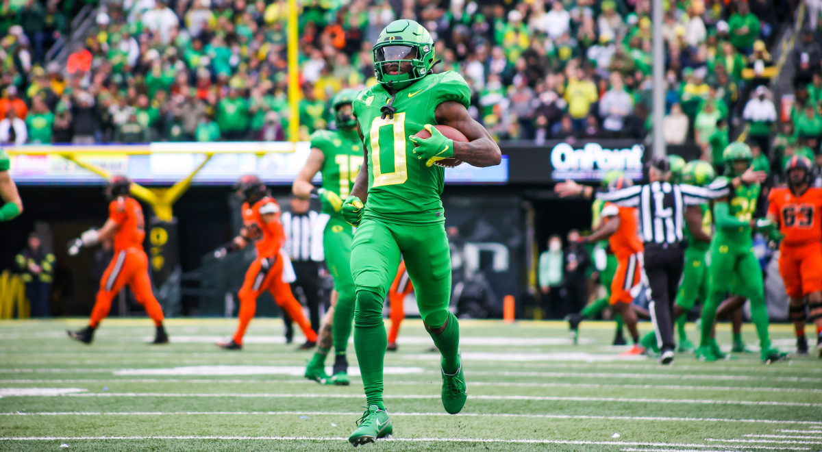 Oregon Wide Receiver Seven McGee Reportedly Intends to Enter