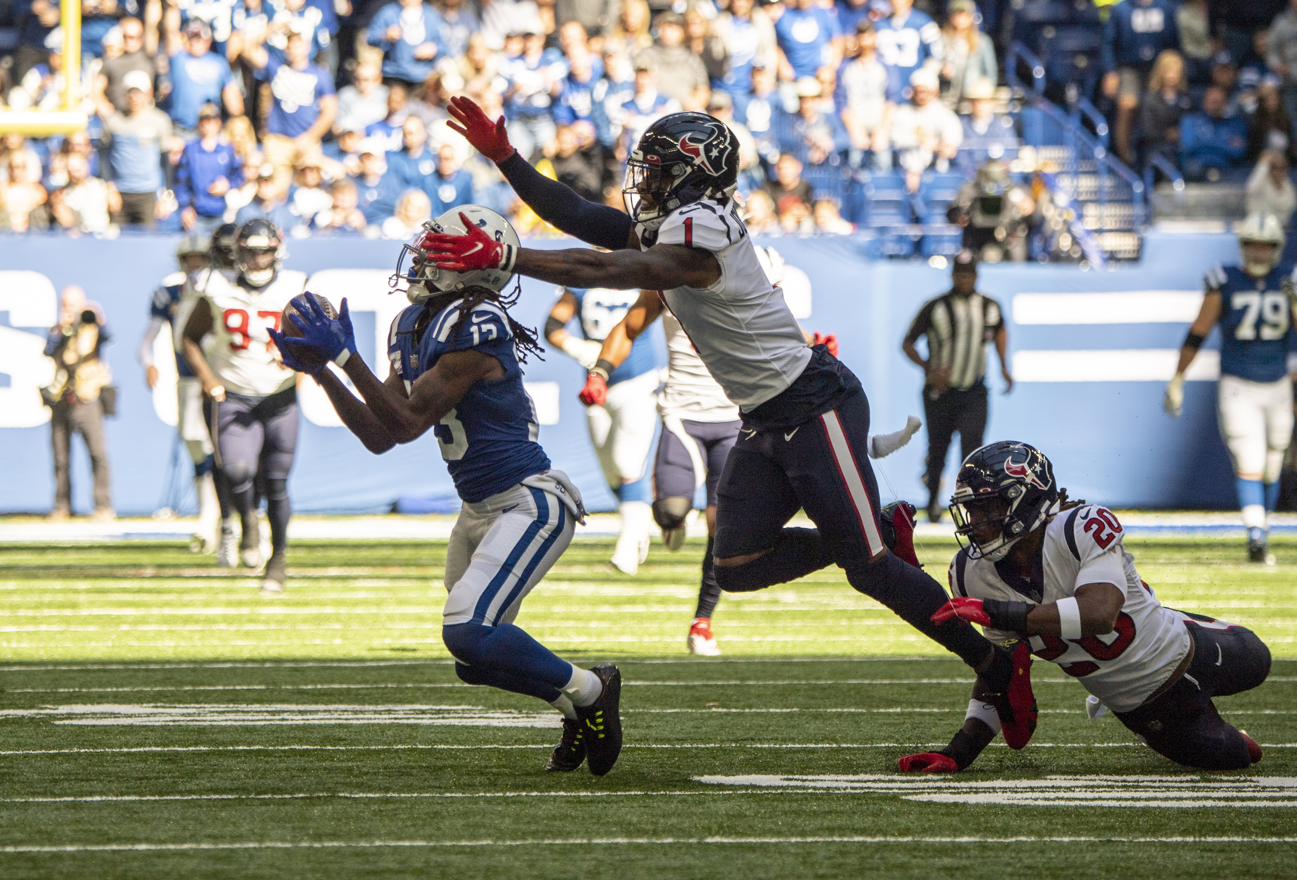 Colts WR T.Y. Hilton leads team with four receptions, 80 yards Sunday in  2021 season debut