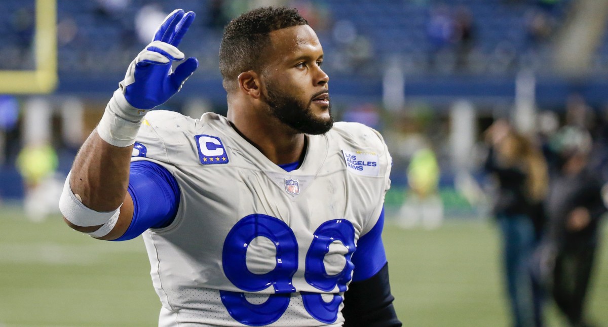 Report: Rams' Aaron Donald fined for run-in with Cardinals' D.J.