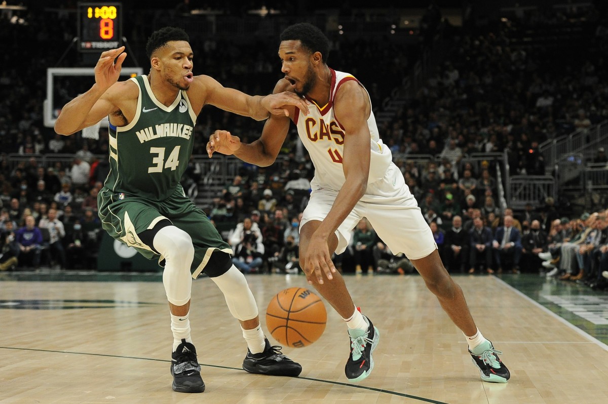 Heres The Photos Giannis Antetokounmpo Posted To Instagram After The Bucks Beat The Cavs 5507