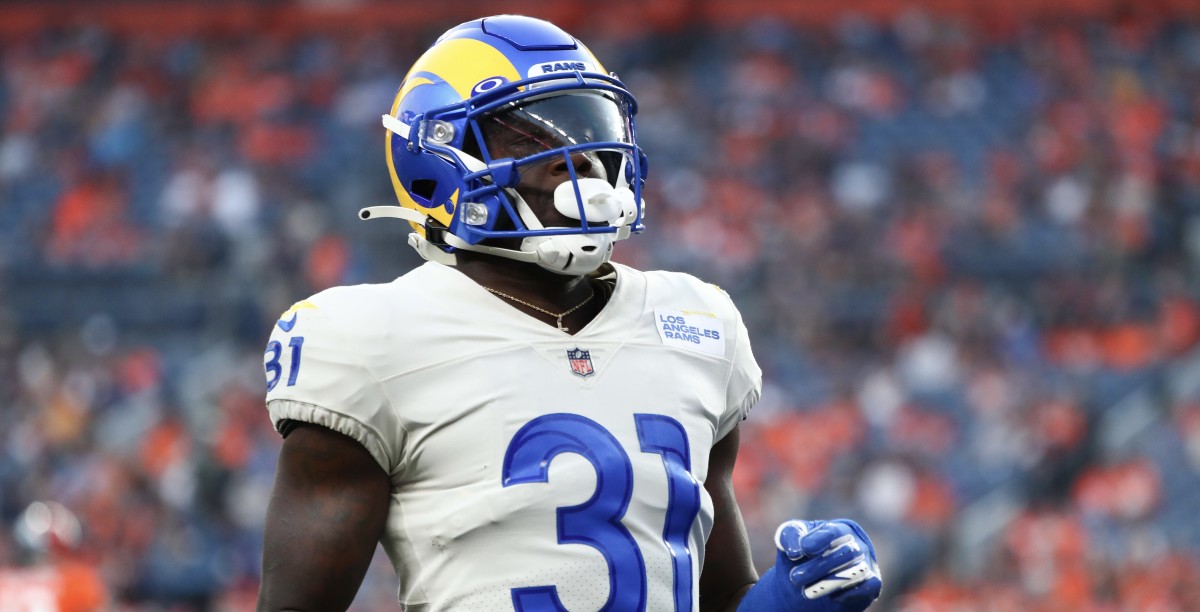 Los Angeles Rams Signal Confidence in Rookie LB Ernest Jones' Development  as His Role Expands - Sports Illustrated LA Rams News, Analysis and More