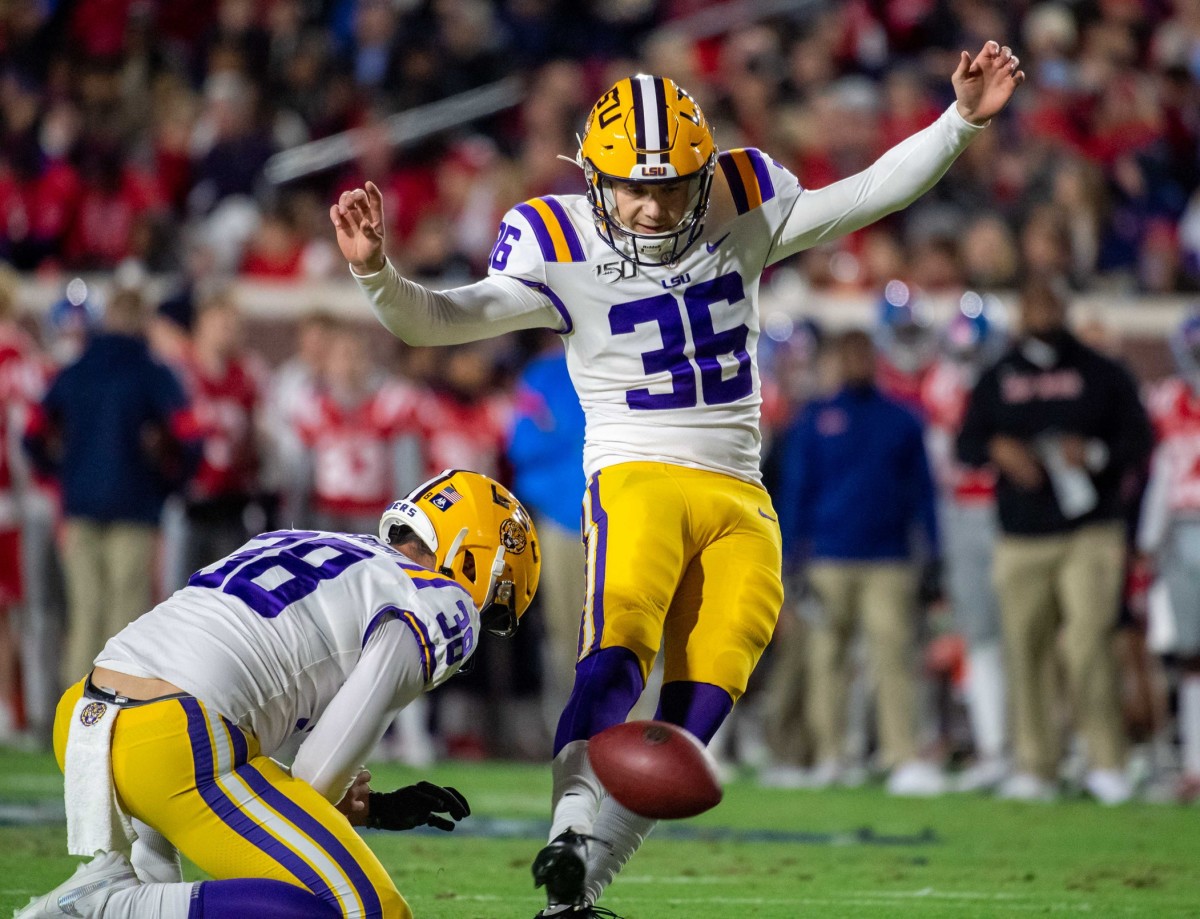 Should the Seahawks draft Cade York from LSU? - Field Gulls