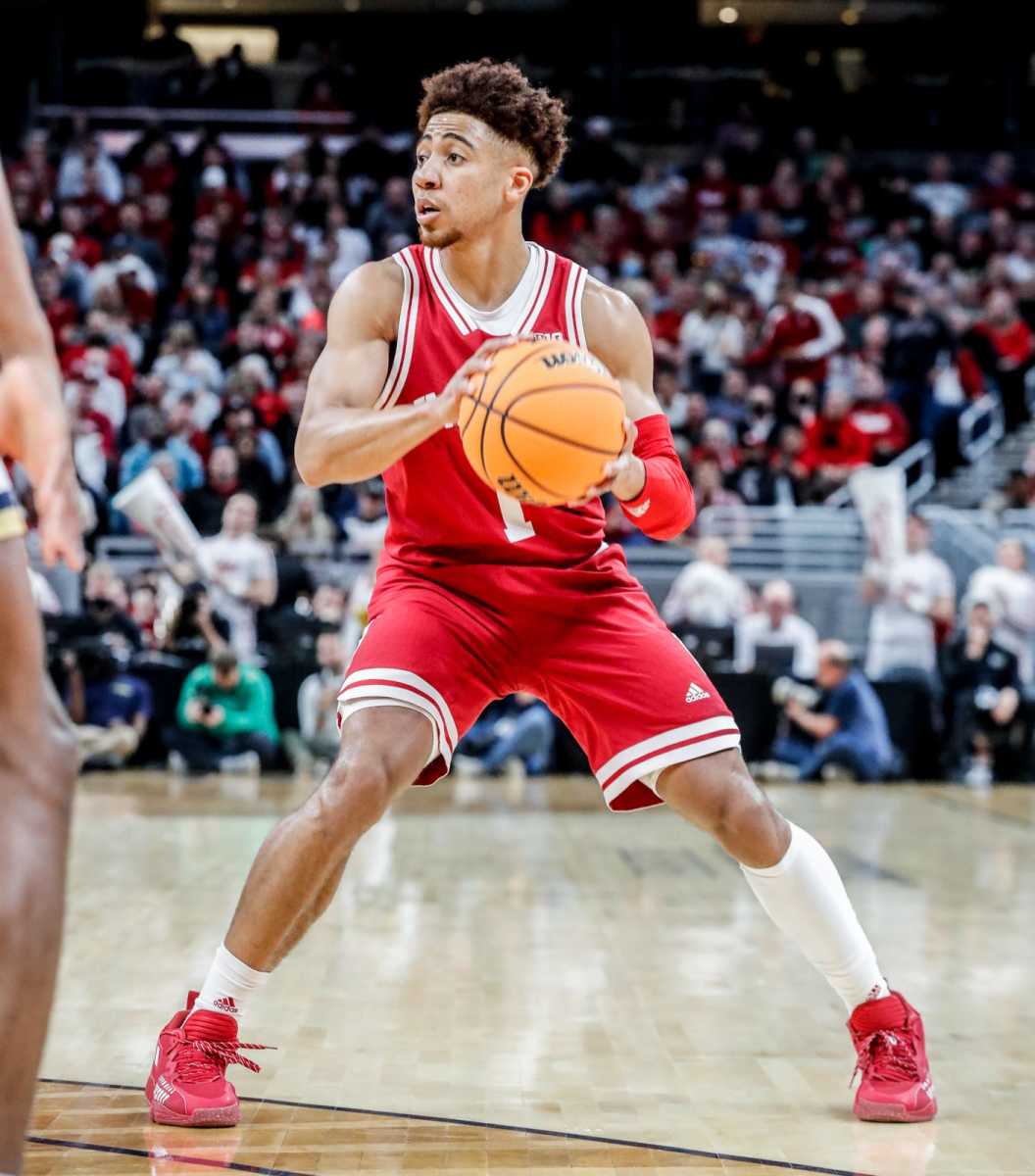 Rob Phinisee at the Indiana vs. Notre Dame Crossroads Classic