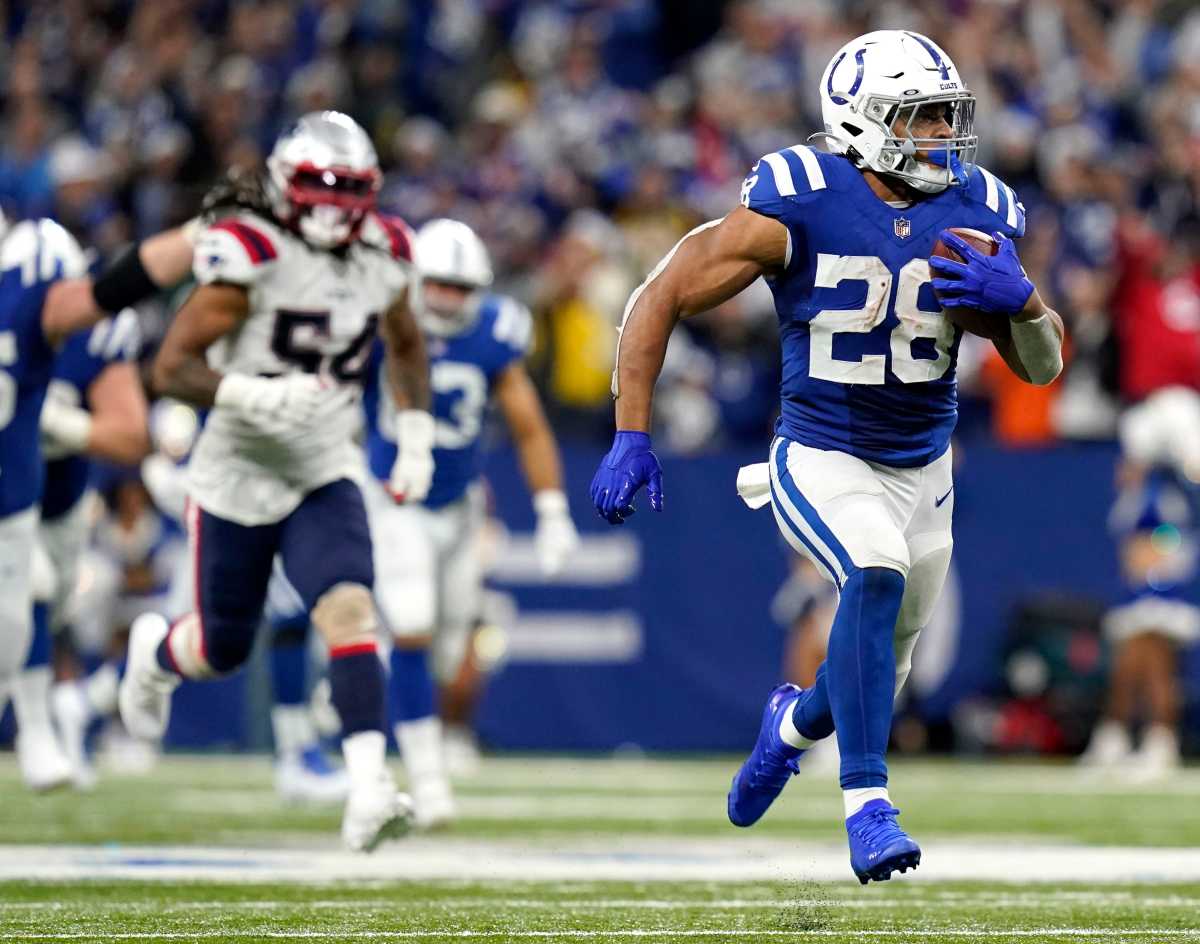 Jonathan Taylor: Colts RB out for Week 9's game against the Patriots