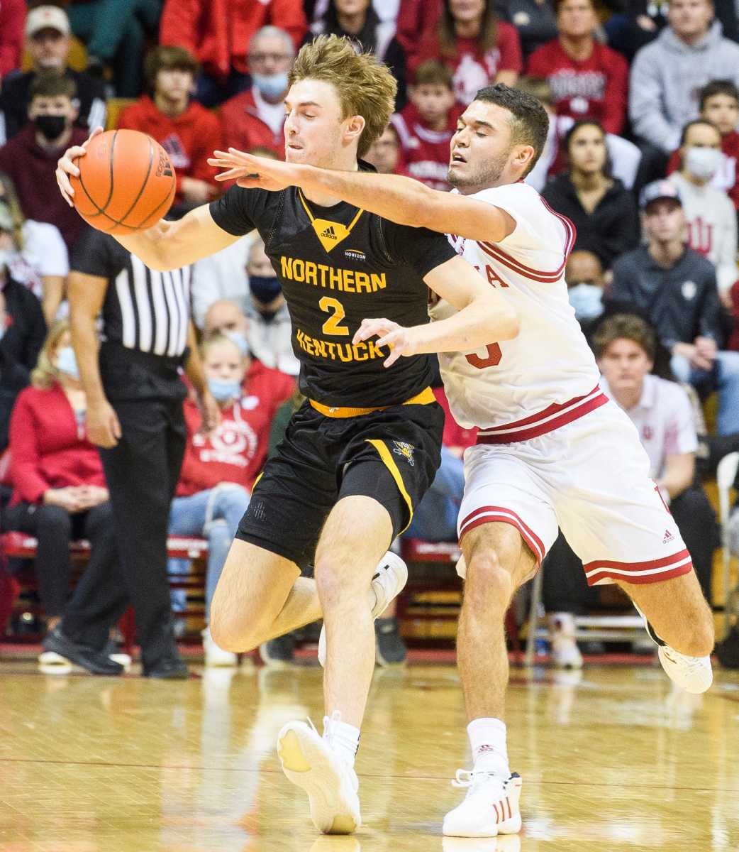 Anthony Leal tries to steal the ball away from a Northern Kentucky player.