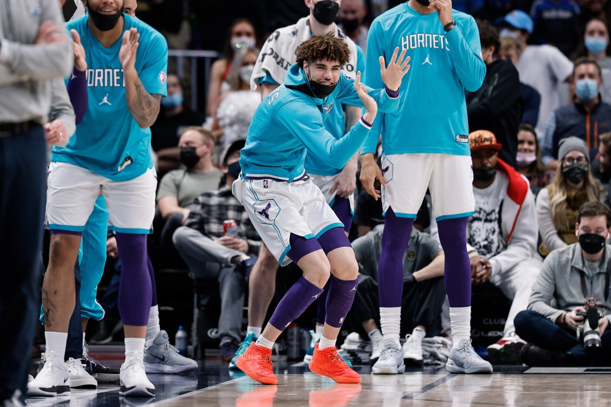 Christmas Comes Early For The Charlotte Hornets - Sports Illustrated ...