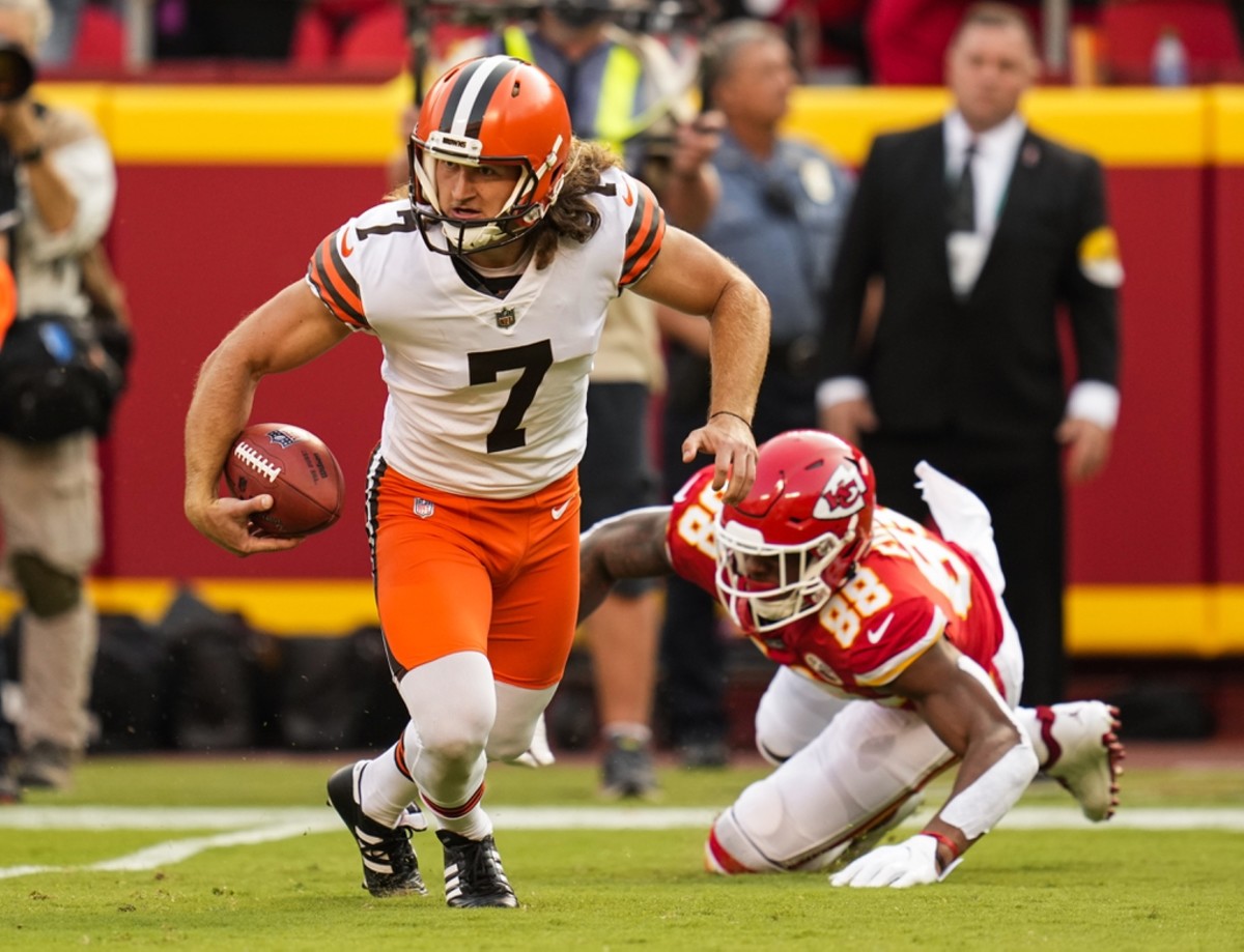 Former Browns’ Punter Jamie Gillan to Sign With The Buffalo Bills