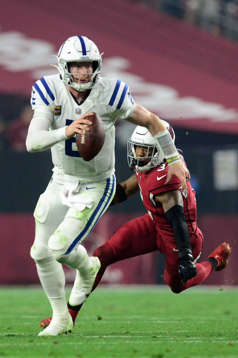 November 28, 2021: Indianapolis Colts quarterback Carson Wentz (2) passes  the ball during NFL football game action between the Tampa Bay Buccaneers  and the Indianapolis Colts at Lucas Oil Stadium in Indianapolis