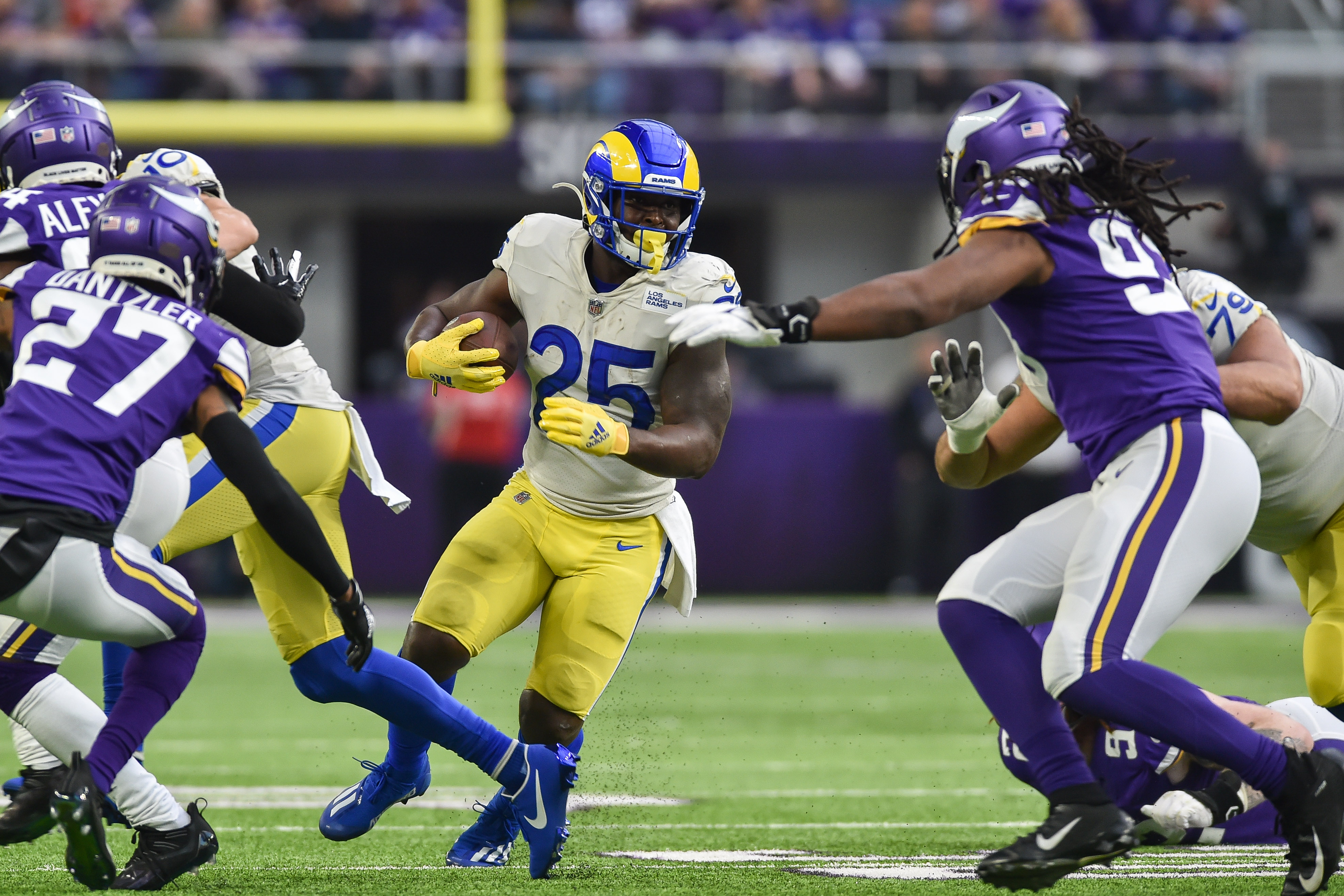 Minnesota Vikings defensive back Bashaud Breeland (21) leaves the field  after being defeated by the Cincinnati Bengals Sunday, Sept. 12, 2021, in  Cincinnati. (AP Photo/Jeff Dean Stock Photo - Alamy