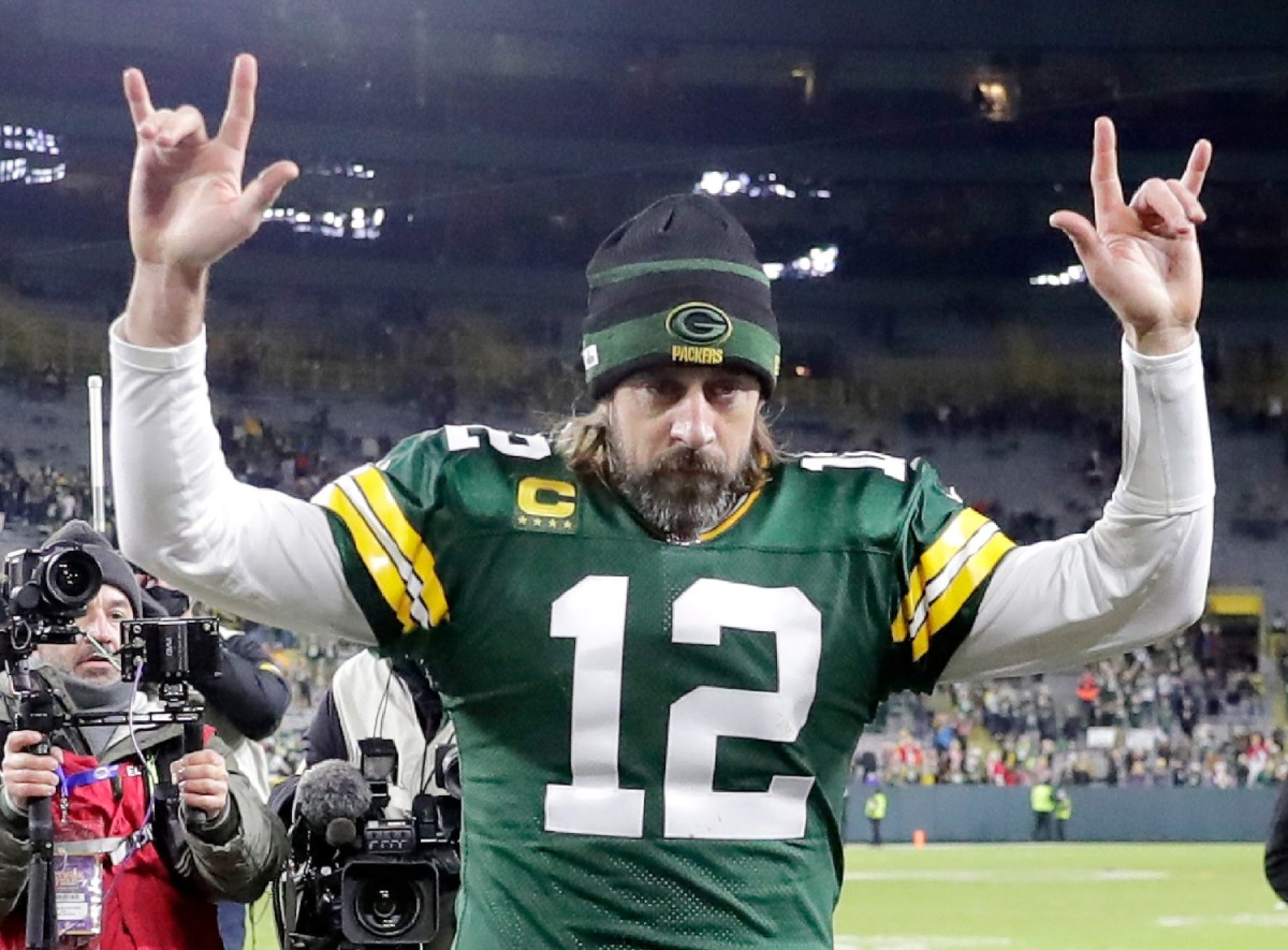 Hypothetically, what would Broncos trade offer for Aaron Rodgers look like?