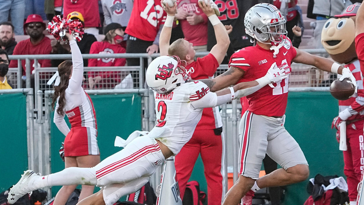 Ohio State receiver Jaxon Smith-Njigba celebrates a touchdown during an  NCAA college spring football game Saturday, April 16, 2022, in Columbus,  Ohio. (AP Photo/Jay LaPrete Stock Photo - Alamy