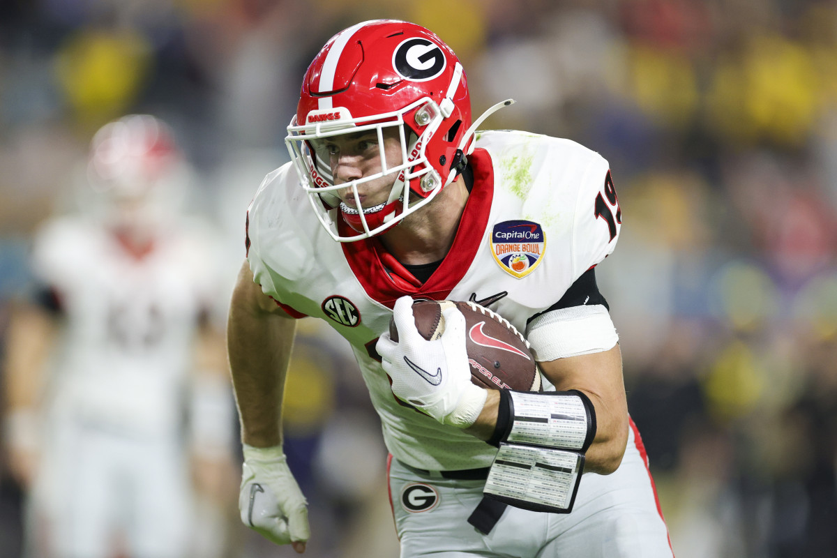 Football Injury Report Brock Bowers is "Good," Says Smart