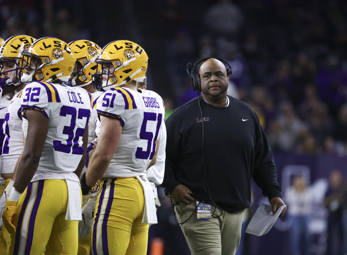 Former LSU Football Assistant Coaches Returning to NFL Sports