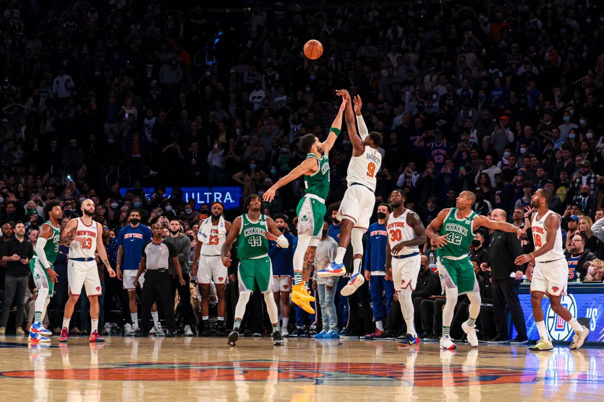 Watch RJ Barrett's Viral Buzzer Beater To Beat The Celtics - Fastbreak on  FanNation
