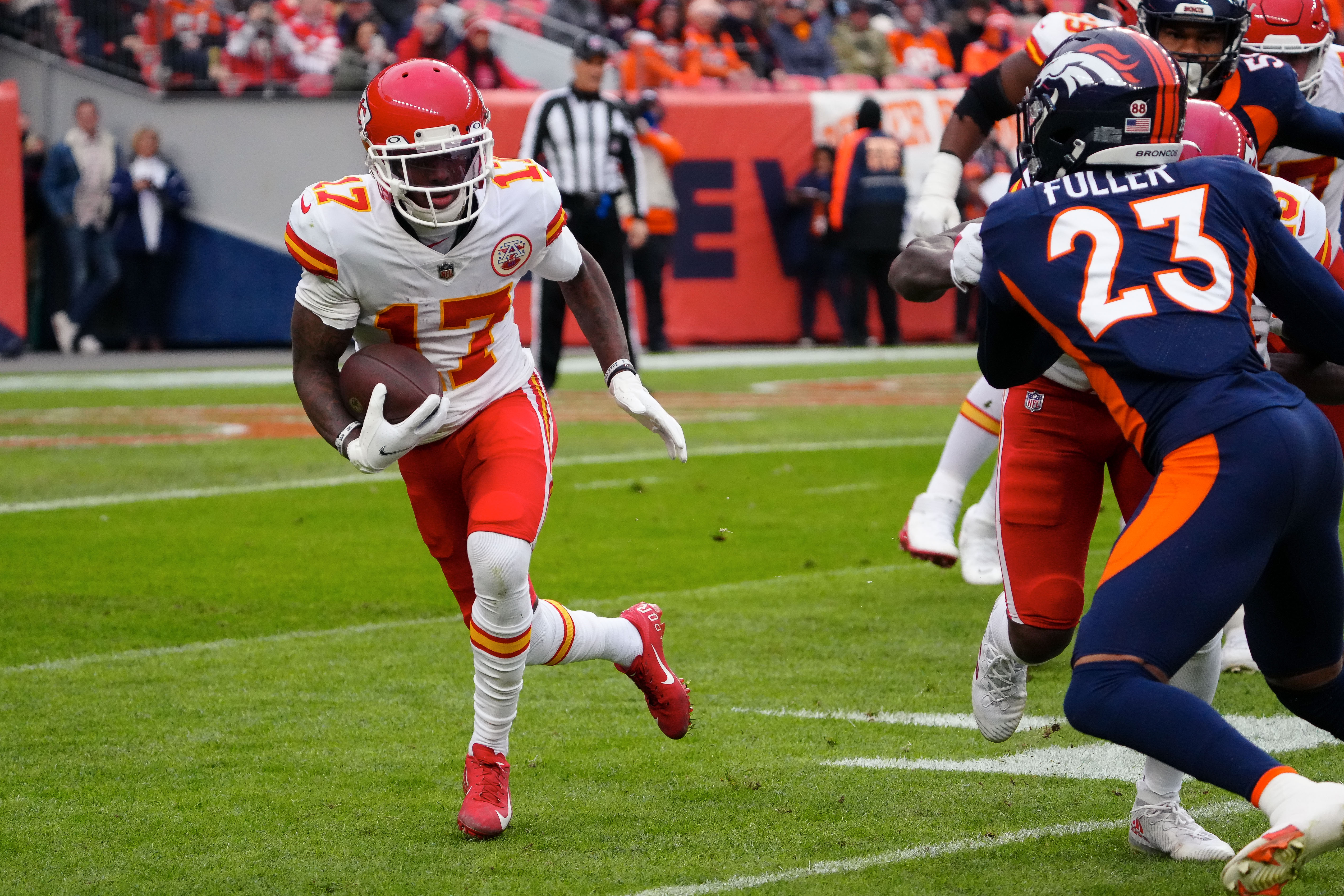 KC Chiefs WR Mecole Hardman Appreciates First 100-Yard Game: ‘Finally ...