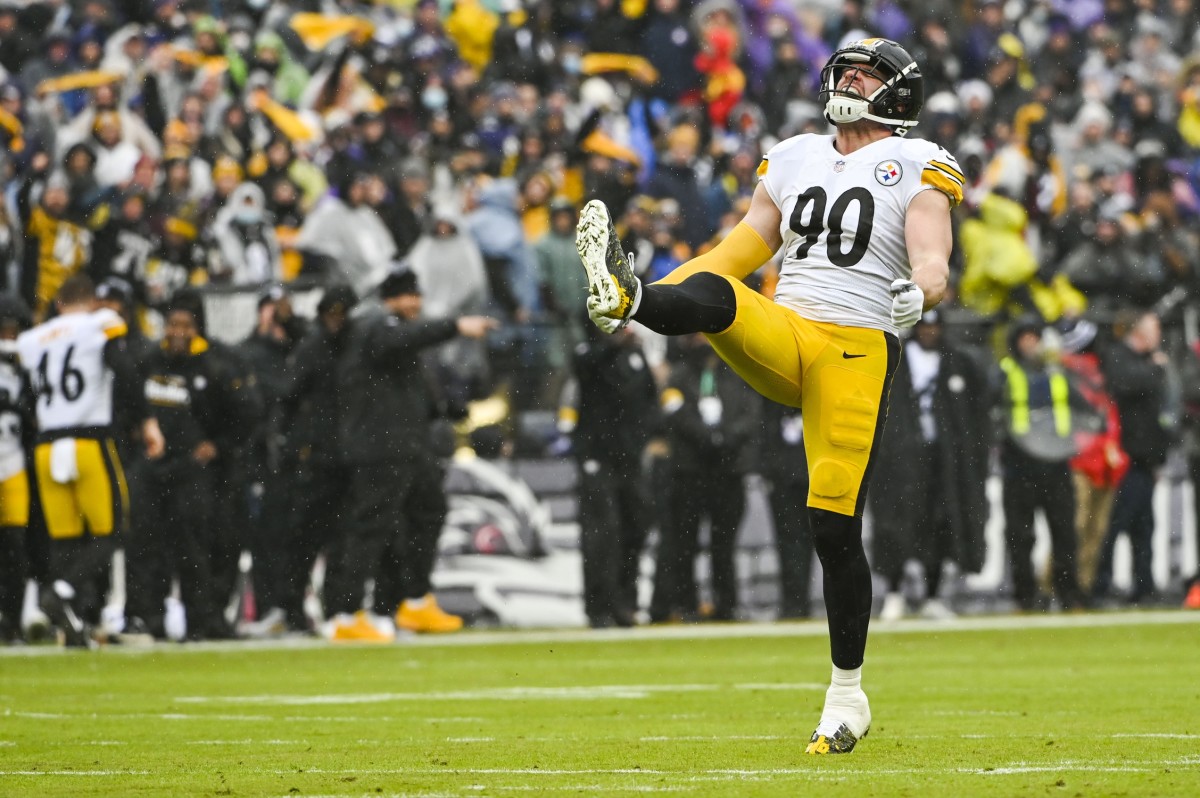 Steelers notes: T.J. Watt continues on torrid sack pace