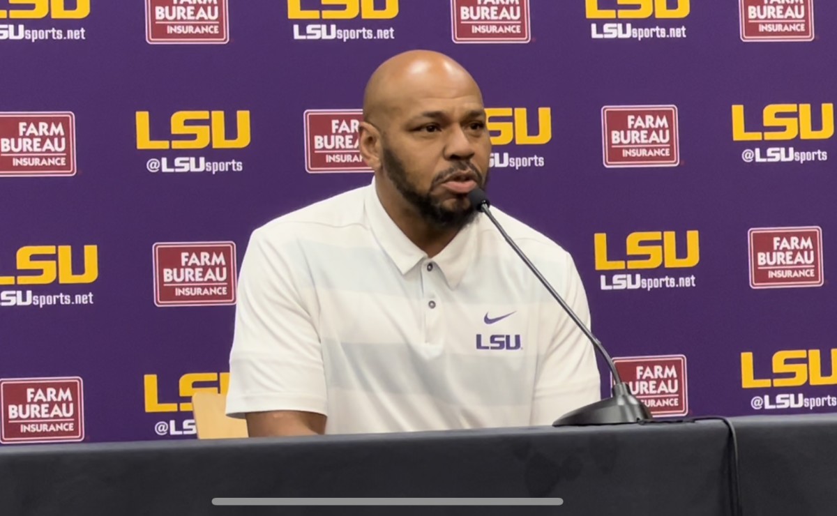 LSU Legend Kevin Faulk Reflects on College Hall of Fame Nod - Sports ...