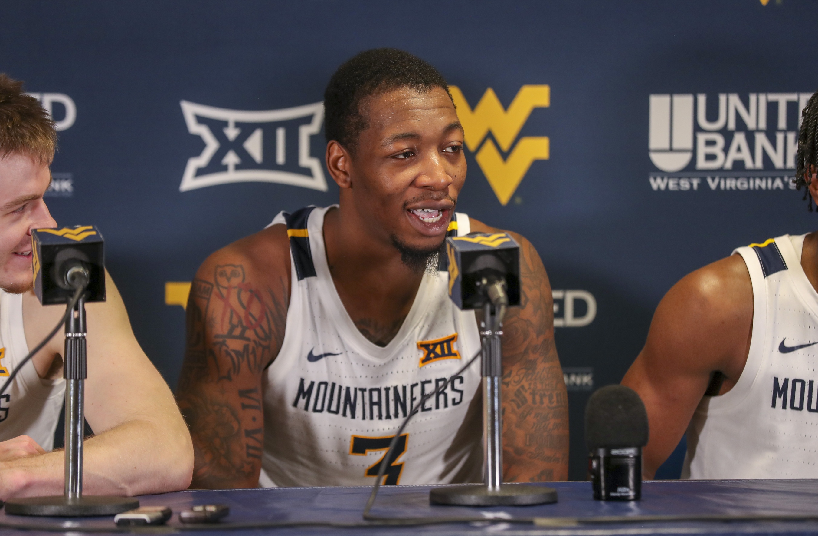 How to Watch, Listen, & Receive LIVE Updates of WVU vs Oklahoma State