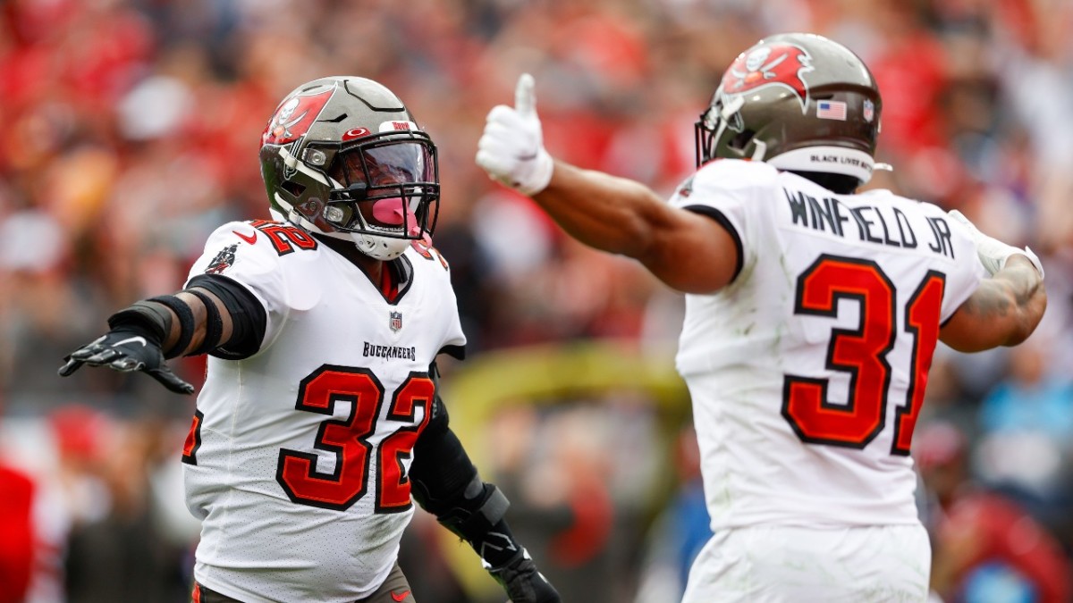 Tampa Bay Buccaneers Bounce Eagles Out of Playoffs With 31-15 Wild Card Win  - Tampa Bay Buccaneers, BucsGameday