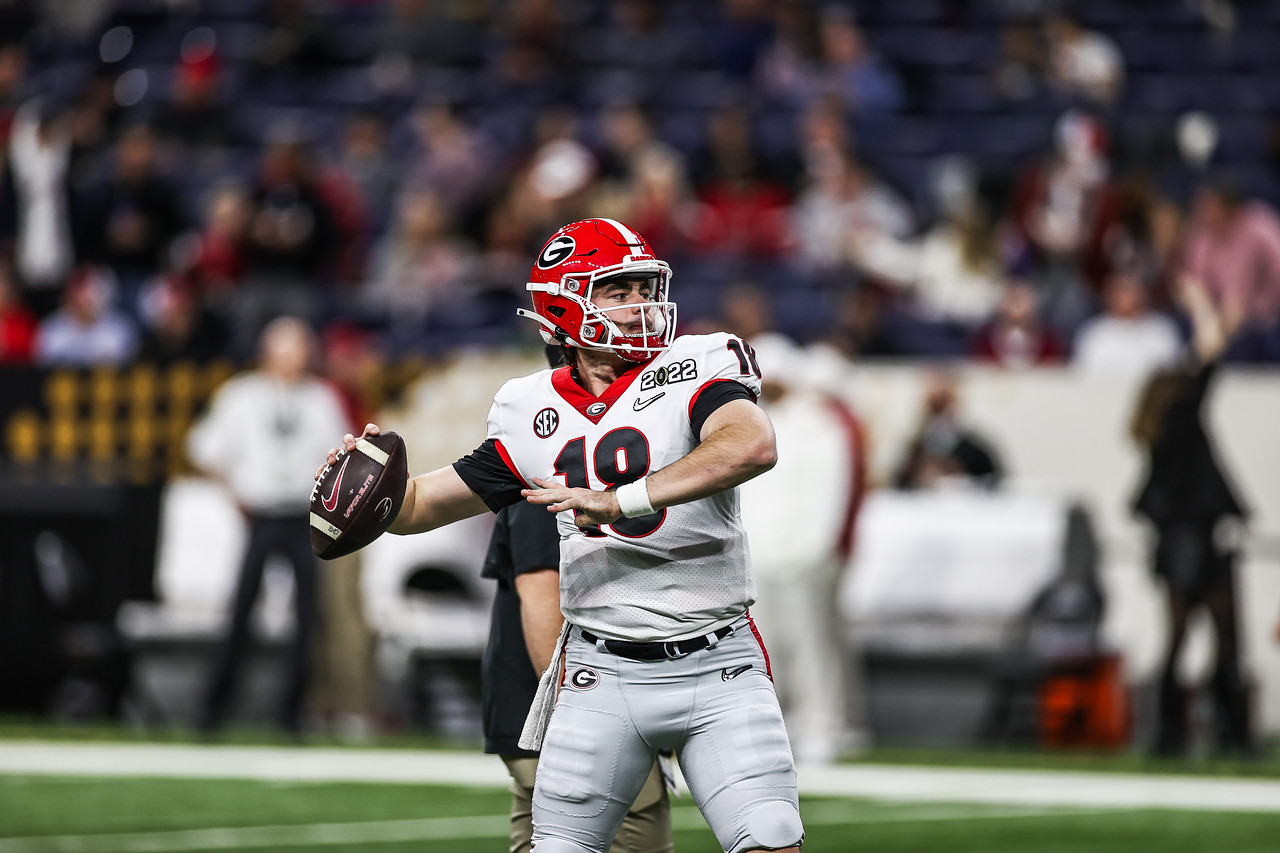 Georgia Bulldogs OL Jamaree Salyer declares for 2022 NFL draft