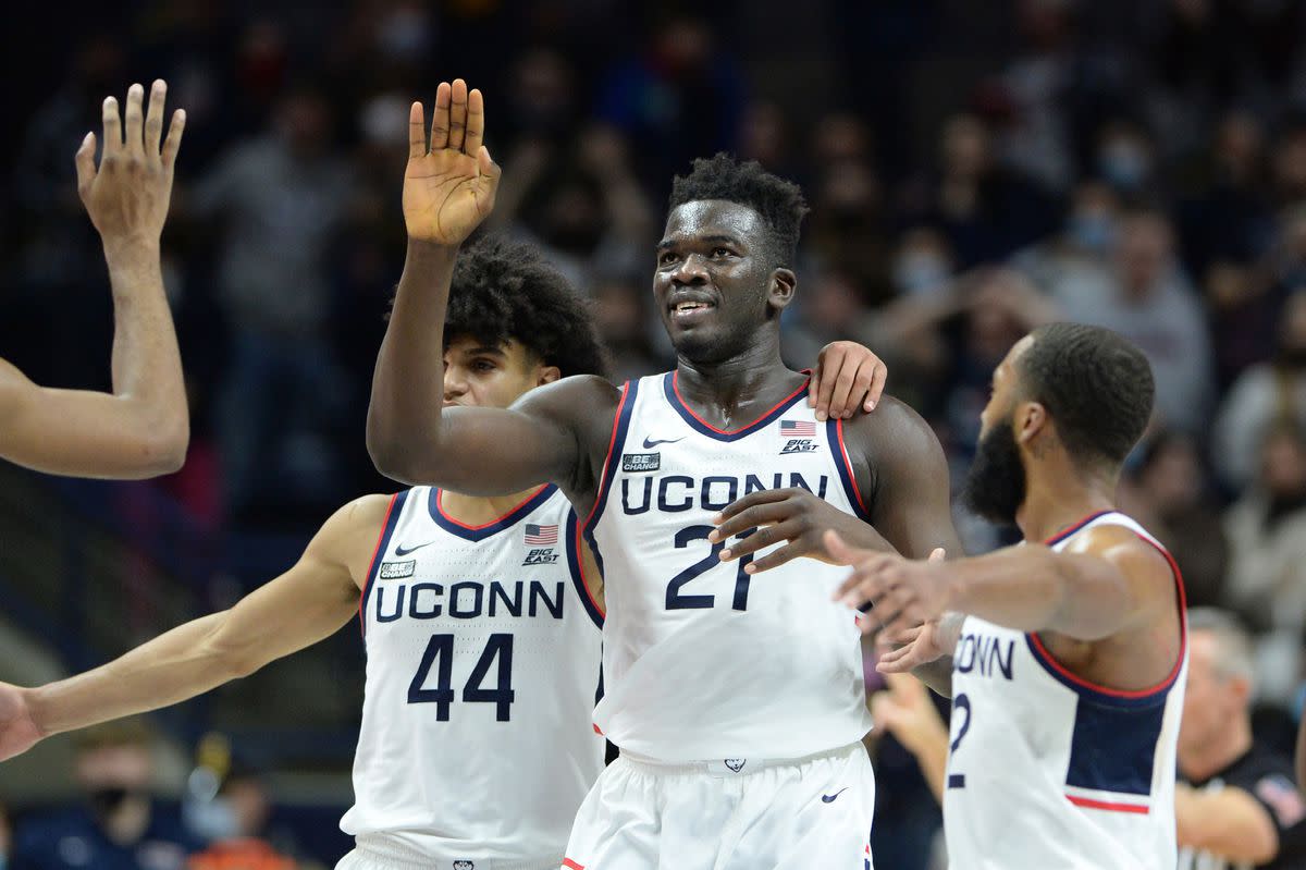 MBB: UConn Downs Butler Creates Long-Sought Winning Streak - Huskies Report