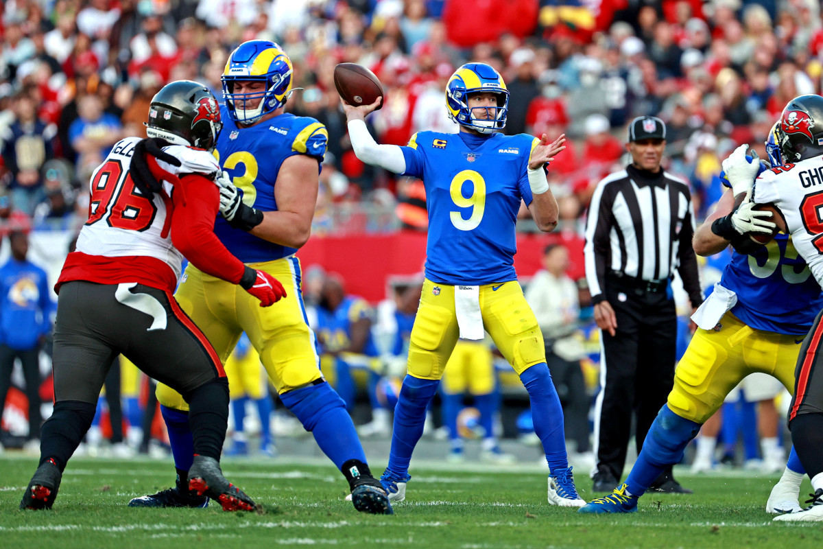 Los Angeles Rams Survive Late-Game Thriller Over Tampa Bay Buccaneers  30-27, Advance to NFC Championship - Sports Illustrated LA Rams News,  Analysis and More