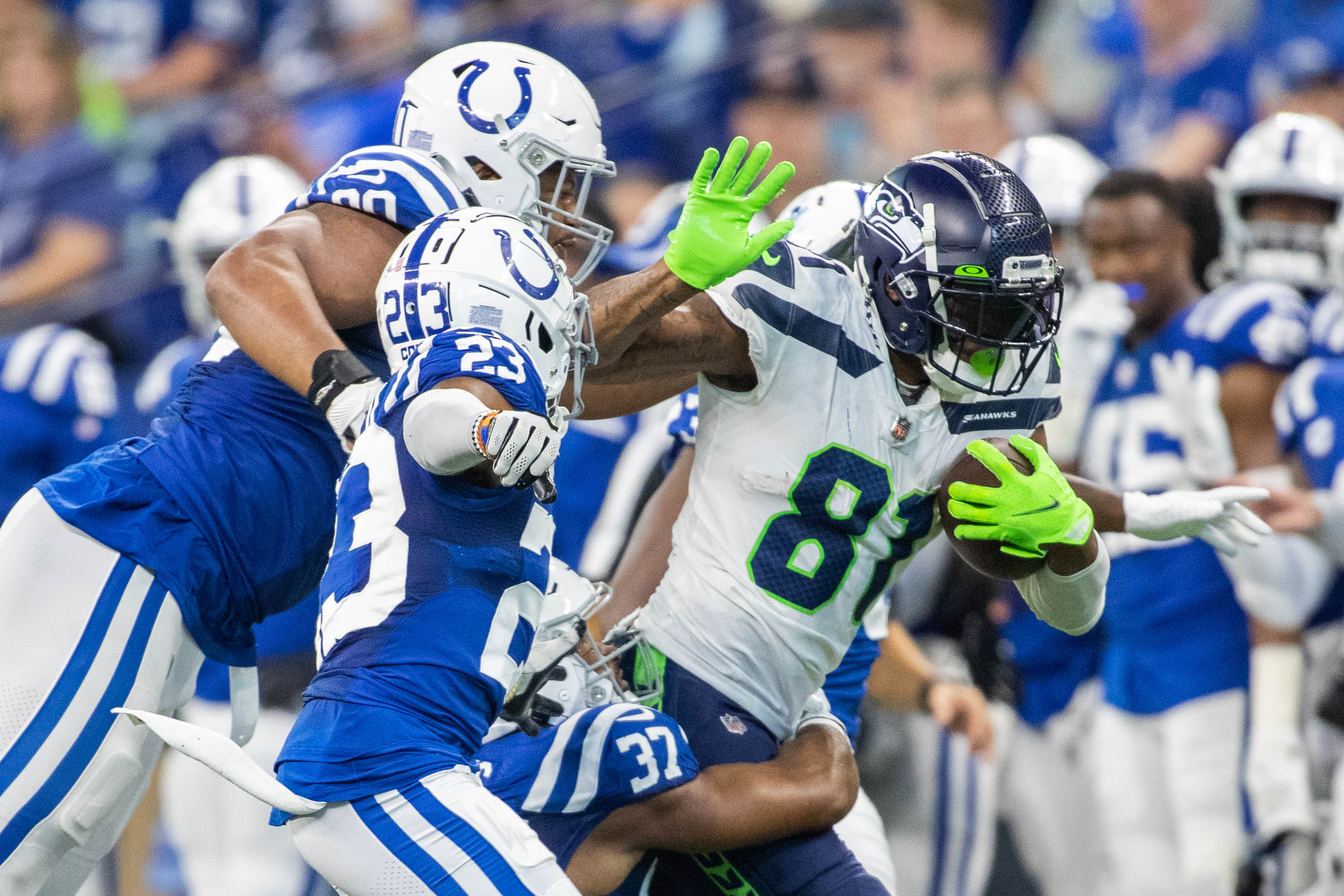 Seattle Seahawks TE Gerald Everett Keeping His Head Up Following  Nightmarish Outing vs. 49ers - Sports Illustrated Seattle Seahawks News,  Analysis and More