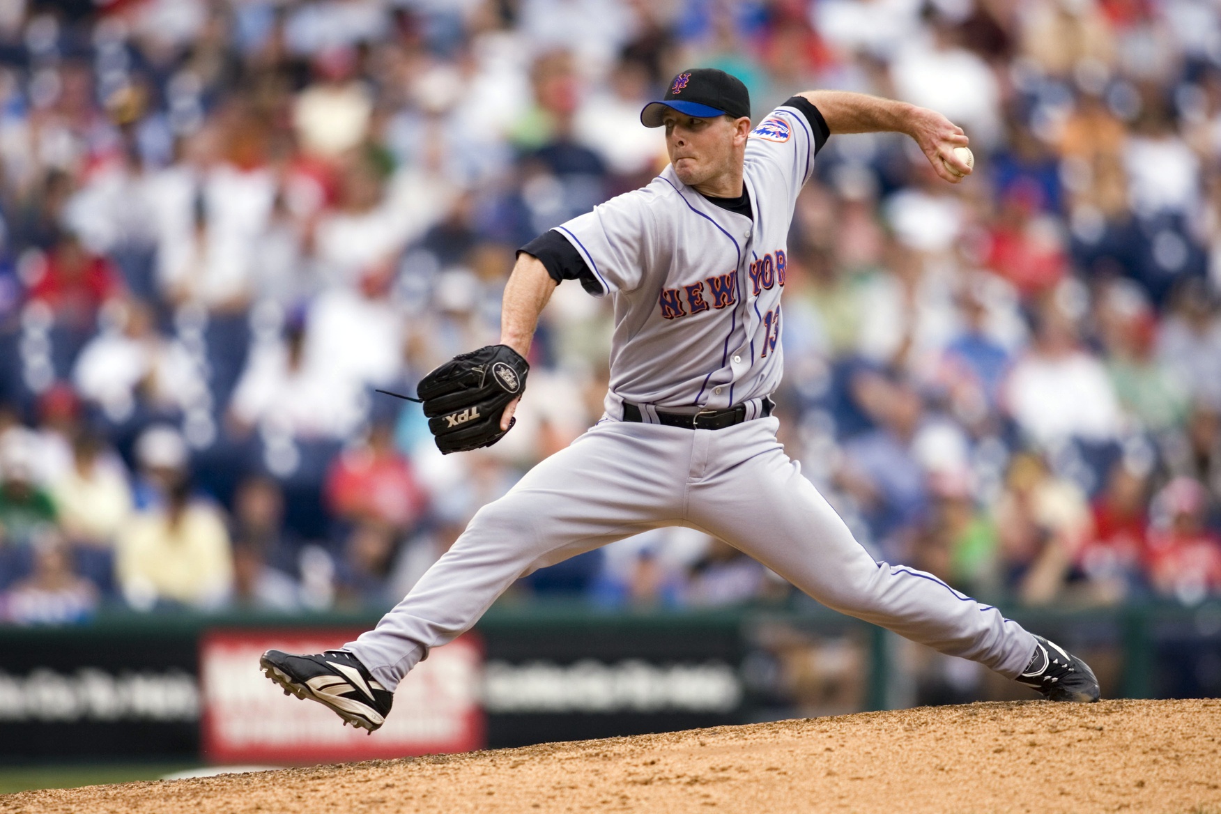 Mets could be willing to deal Billy Wagner by postseason-roster