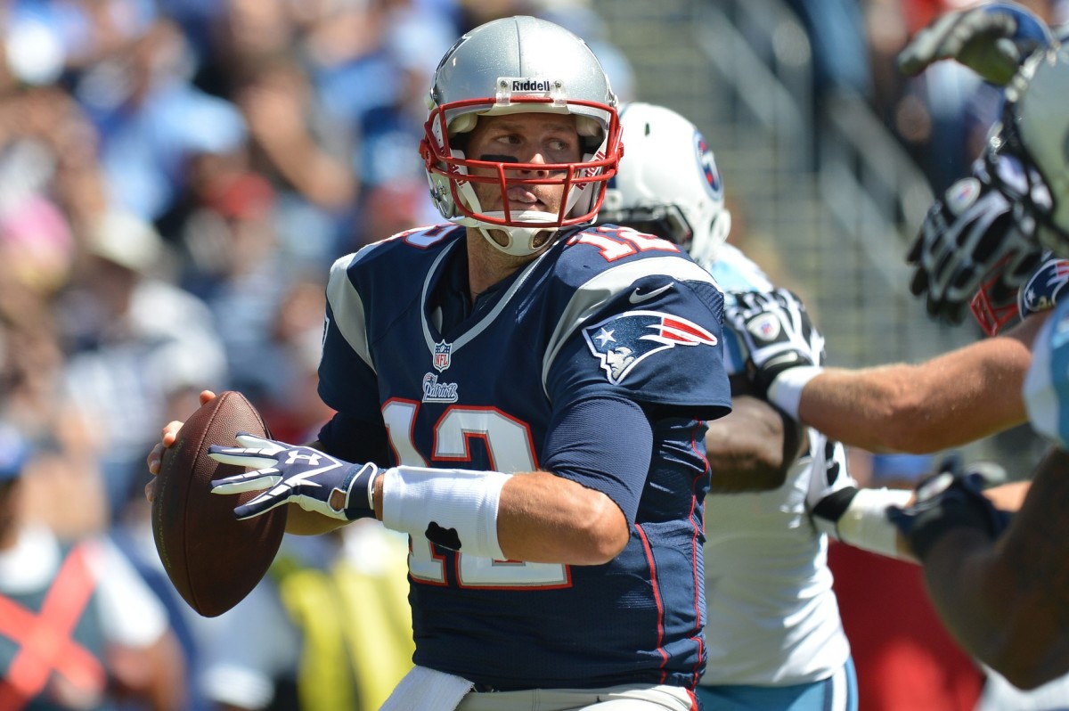 Tom Brady played through two injuries in Wild Card loss to Tennessee Titans  (report) 