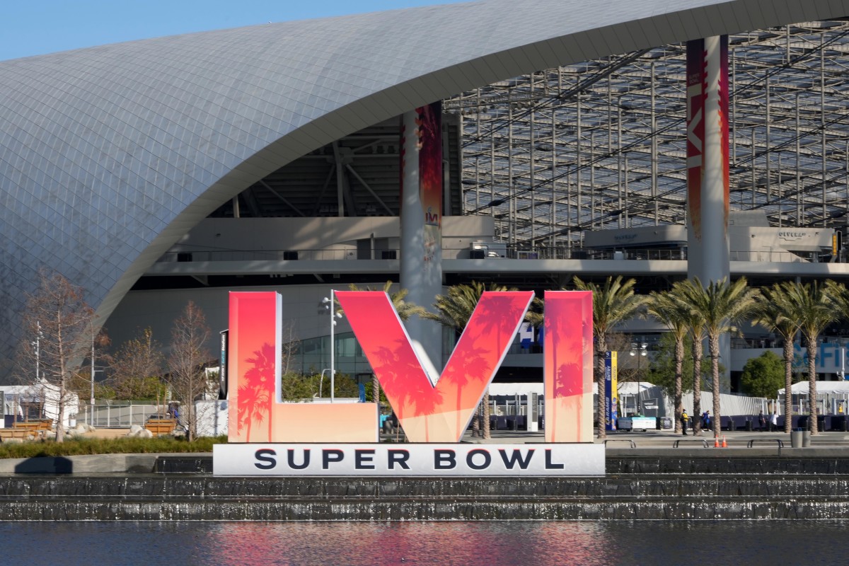 Los Angeles Rams vs. Cincinnati Bengals: The Price it Takes to Attend Super  Bowl LVI - Sports Illustrated LA Rams News, Analysis and More