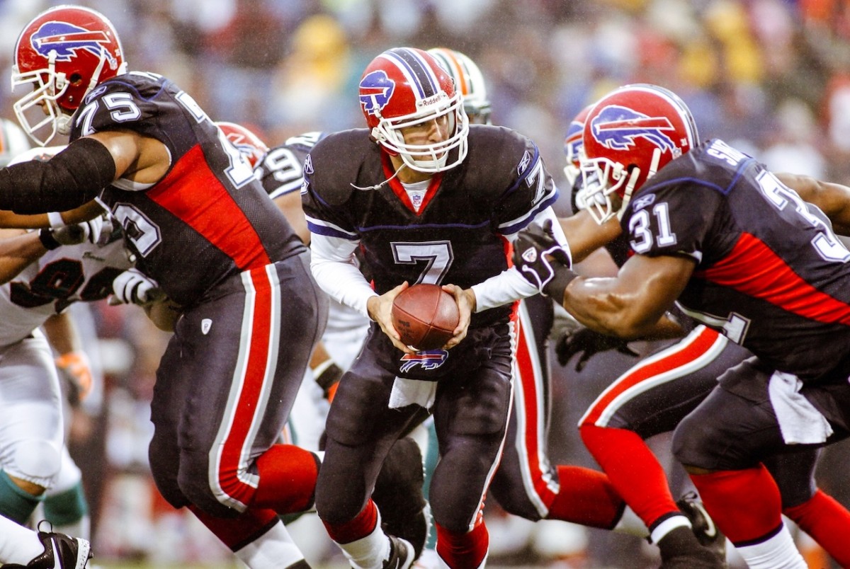 Clemson assistant, former Buffalo Bills quarterback J.P. Losman